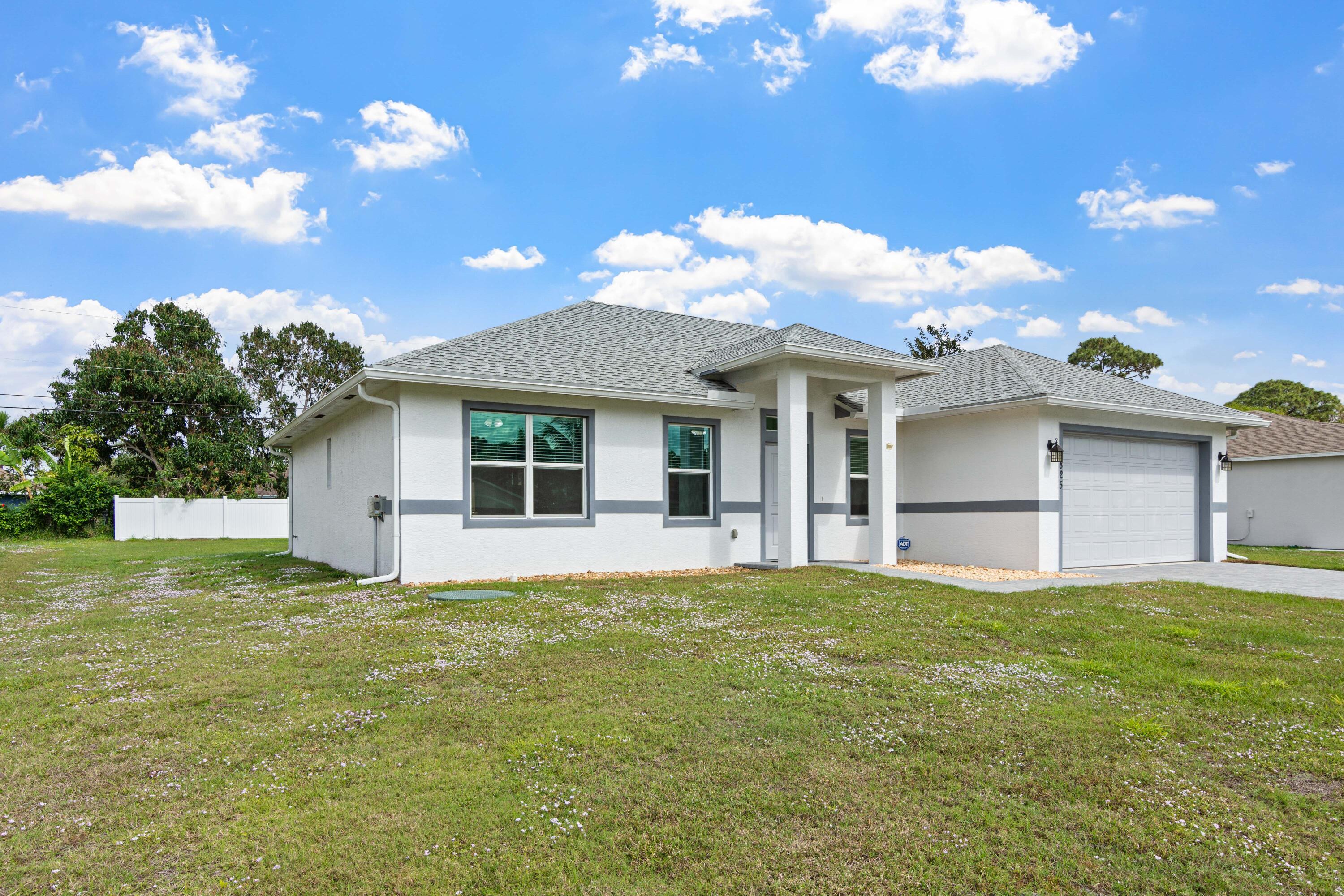1825 SW Effland Avenue, Port St. Lucie, FL 34953, Port St. Lucie - Photo 4