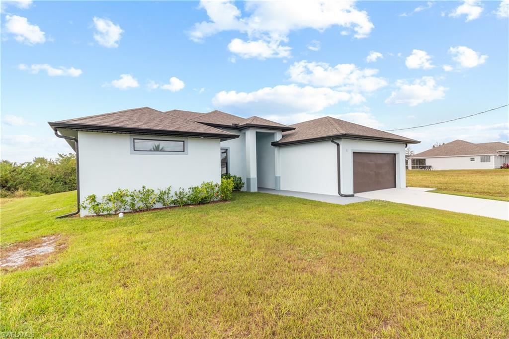 1806 NE 21st Place, Cape Coral, FL 33909, Cape Coral - Photo 2