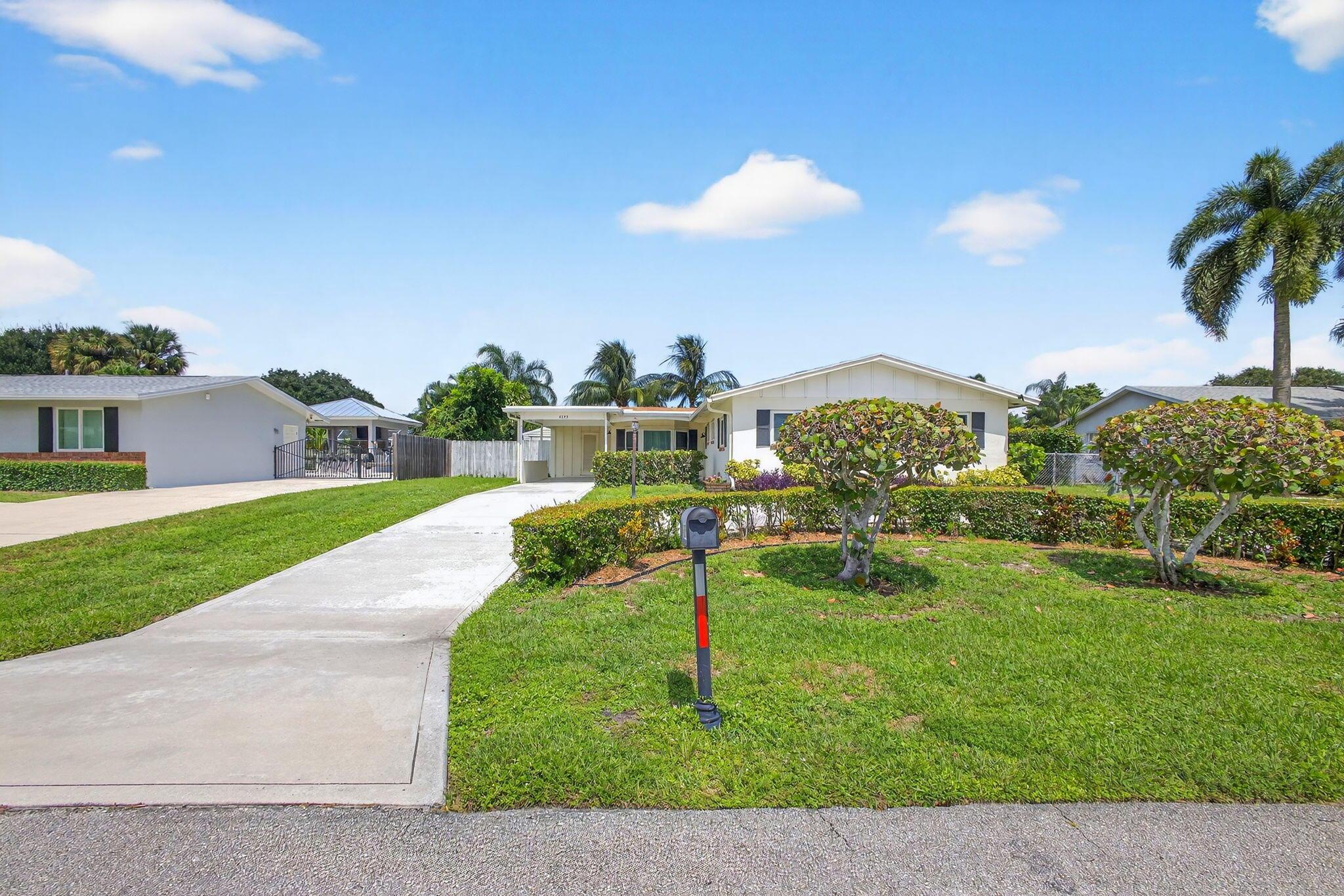 4359 Gardenia Drive, Palm Beach Gardens, FL 33410, Palm Beach Gardens - Photo 2