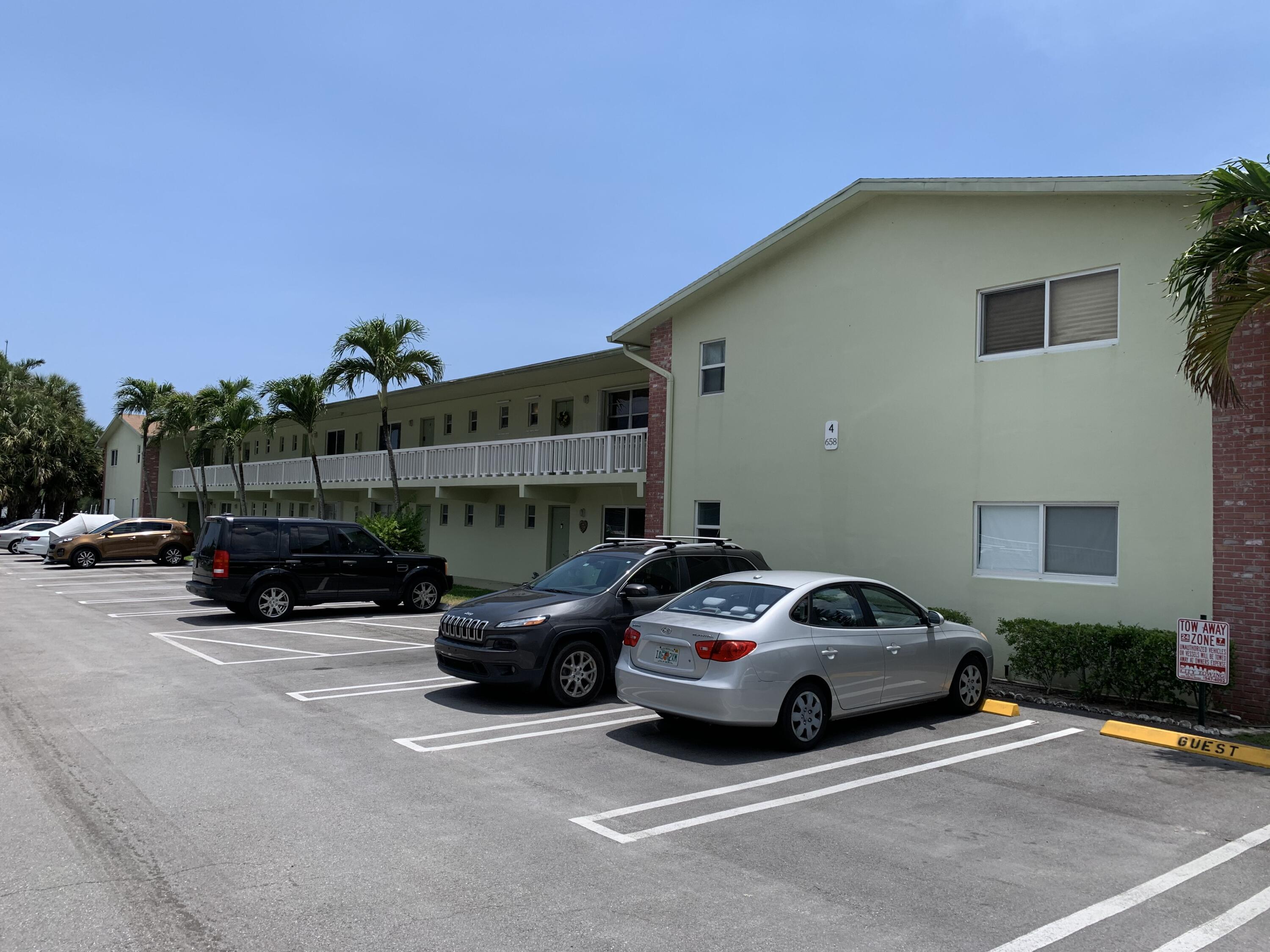 658 NE 6th Court L, Boynton Beach, FL 33435, Boynton Beach