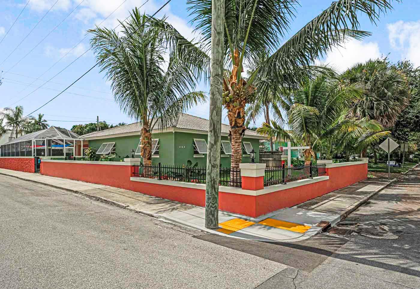 532 N Palmway, Lake Worth Beach, FL 33460, Lake Worth Beach - Photo 2