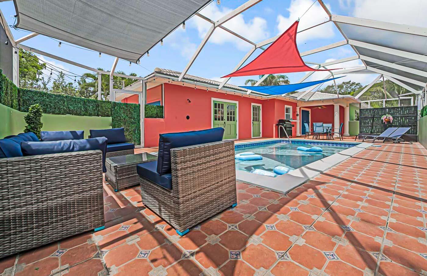 532 N Palmway, Lake Worth Beach, FL 33460, Lake Worth Beach