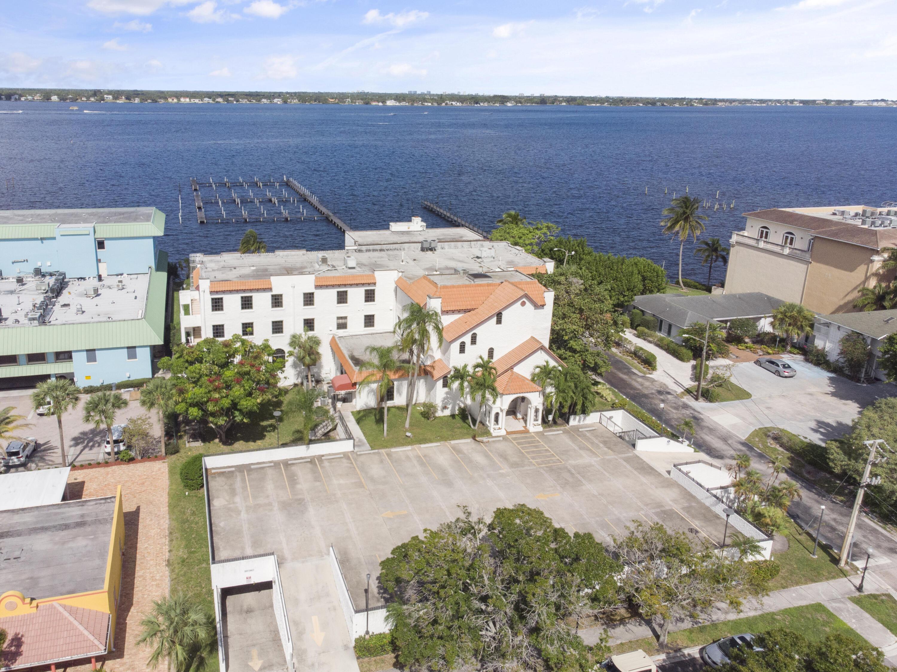 221 SE Osceola Street, Stuart, FL 34994, Stuart