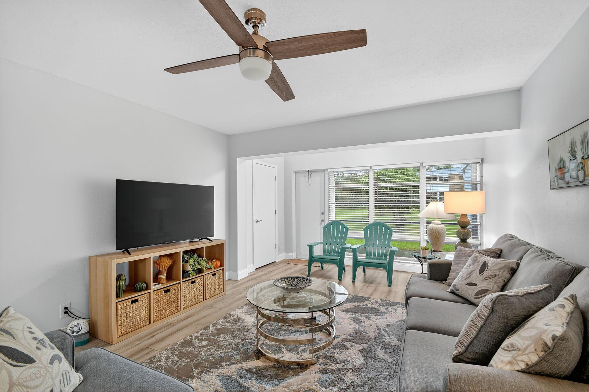 2411 Papaya Drive 103, Delray Beach, FL 33445, Delray Beach - Photo 5