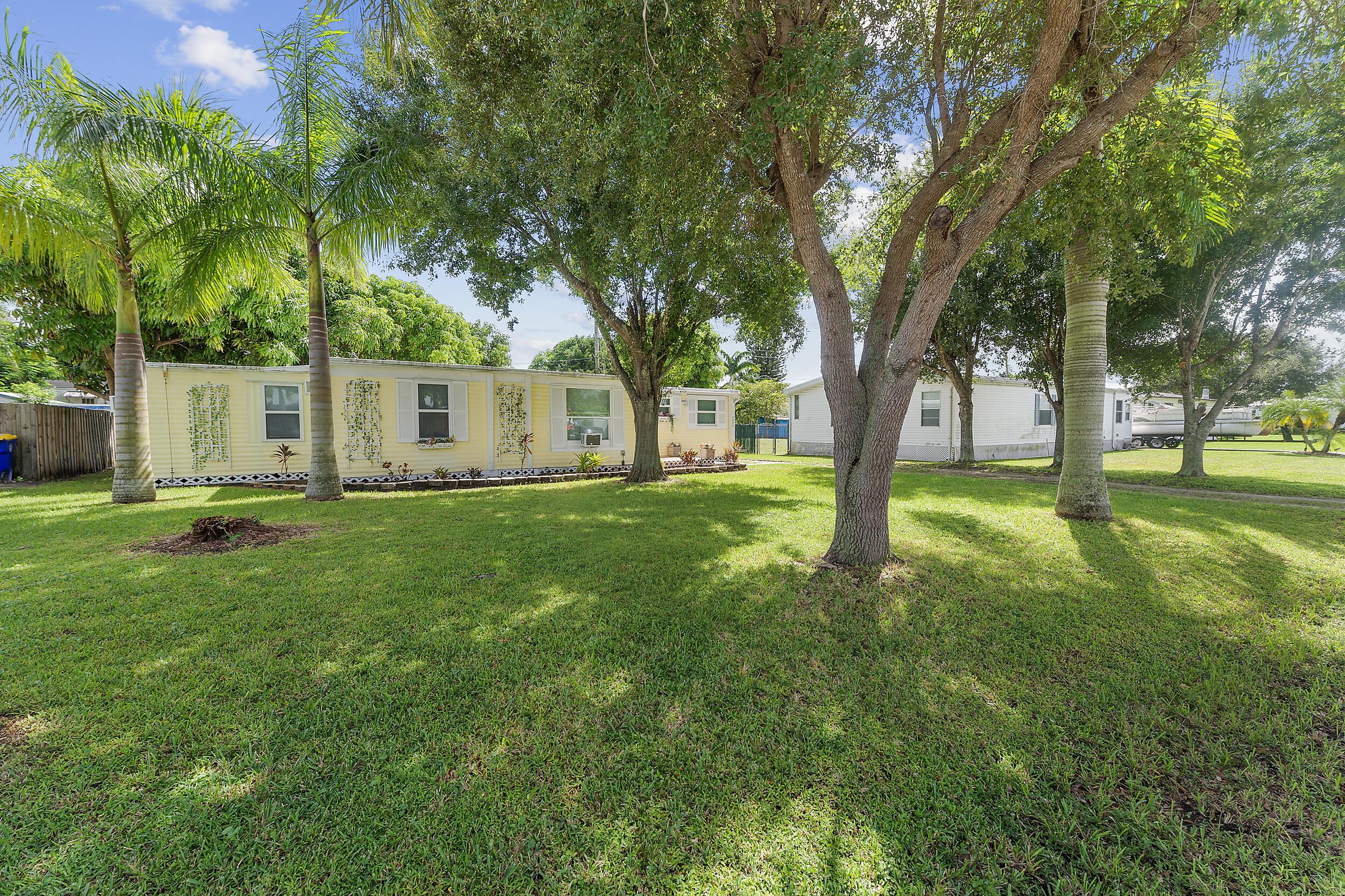 2886 SE La Palma Terrace, Stuart, FL 34997, Stuart - Photo 2