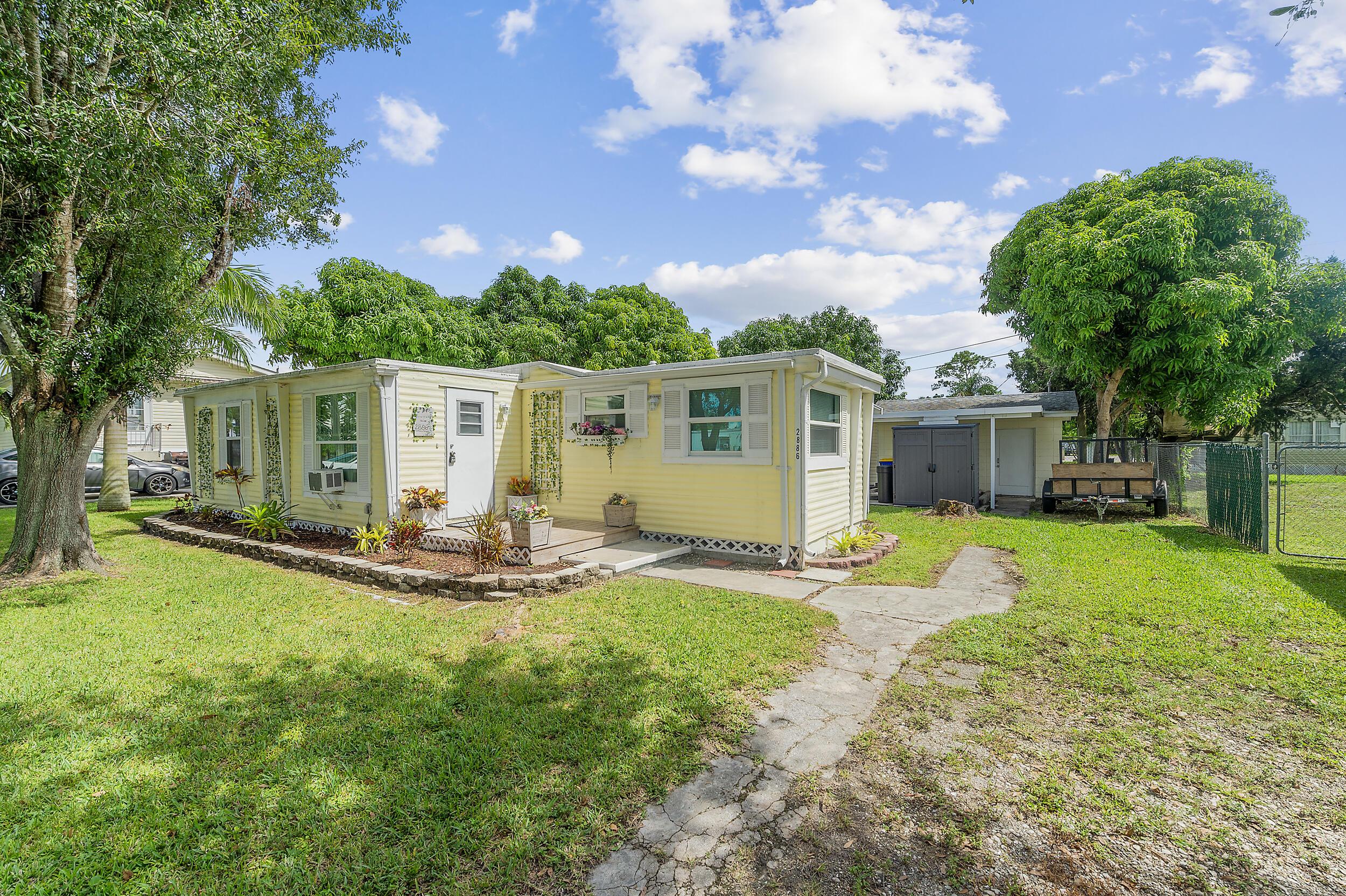 2886 SE La Palma Terrace, Stuart, FL 34997, Stuart - Photo 5