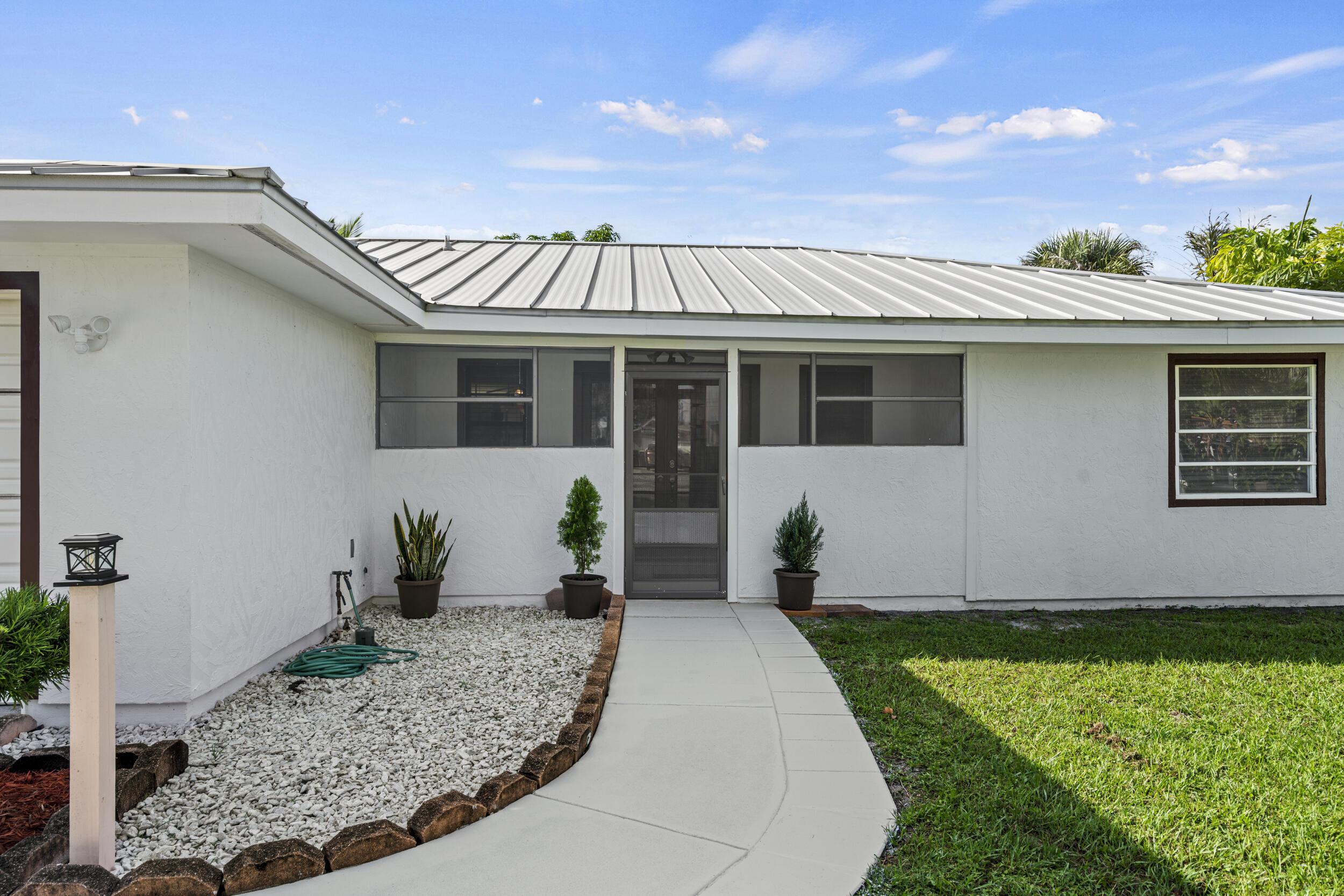 1915 Eucalyptus Avenue, Fort Pierce, FL 34949, Fort Pierce - Photo 4