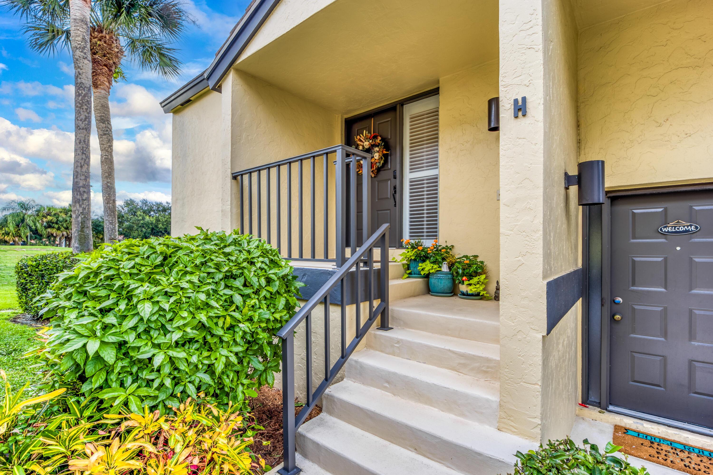 3961 SW Greenwood Way H, Palm City, FL 34990, Palm City - Photo 5