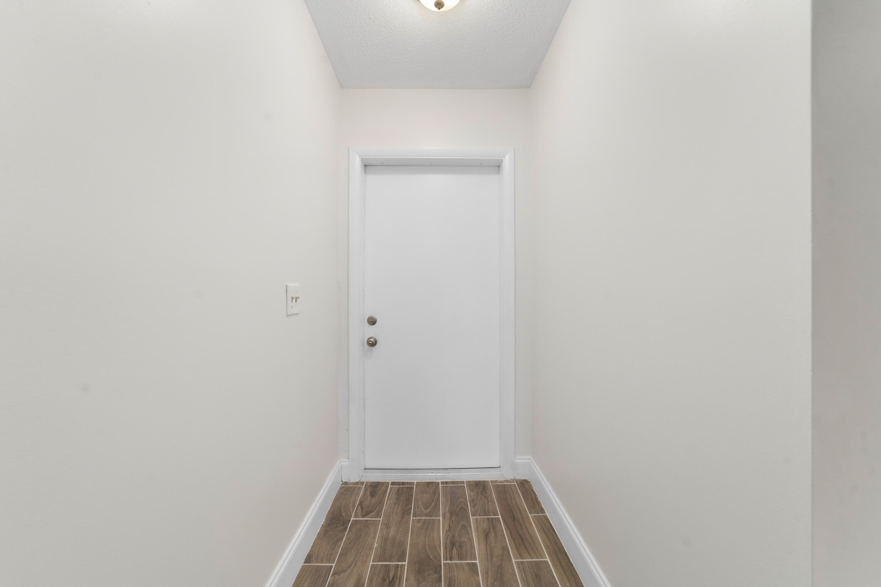 2567 Dudley Drive W F, West Palm Beach, FL 33415, West Palm Beach - Photo 4
