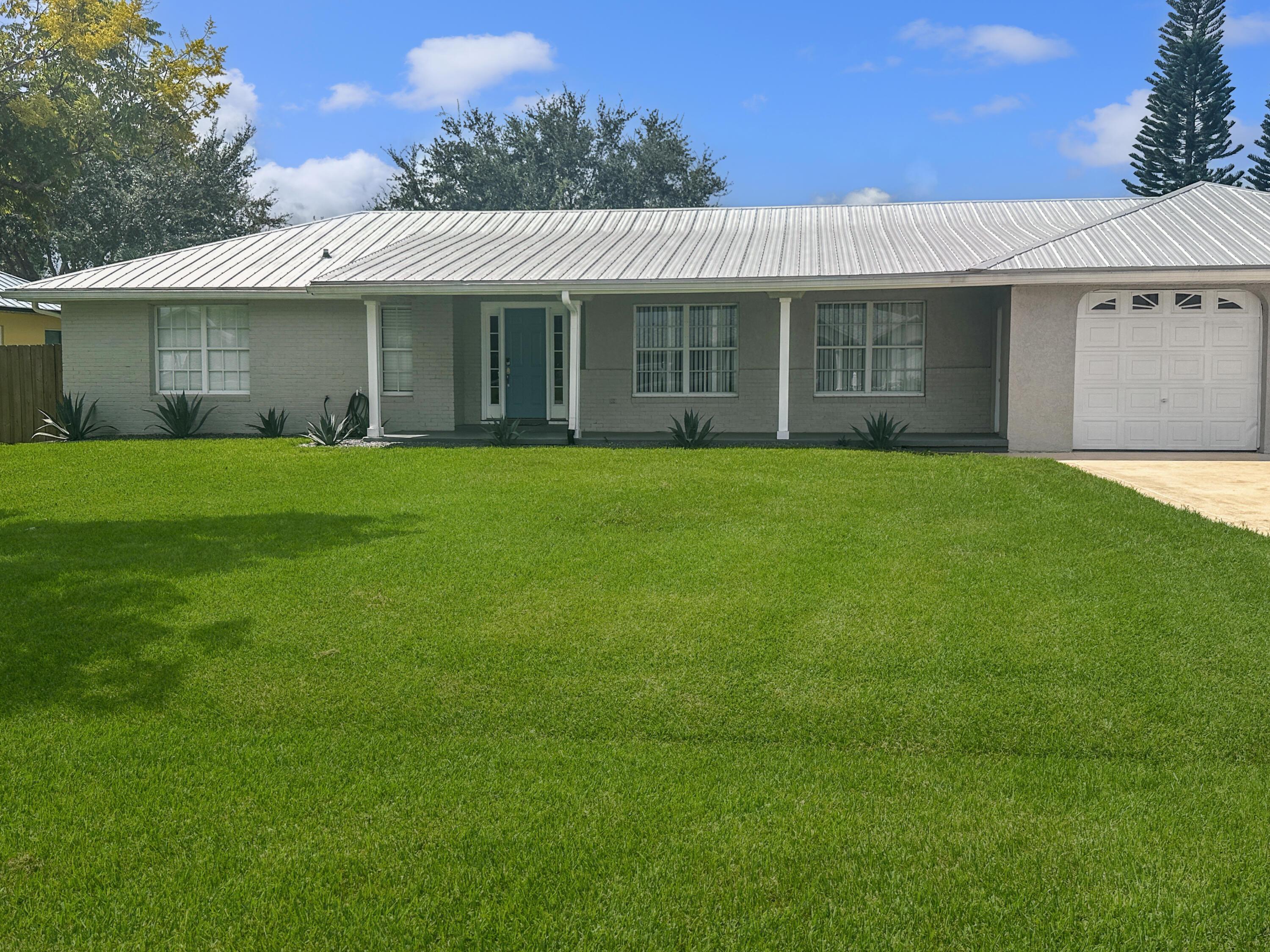 5205 Feather Creek Drive, Fort Pierce, FL 34951, Fort Pierce - Photo 4