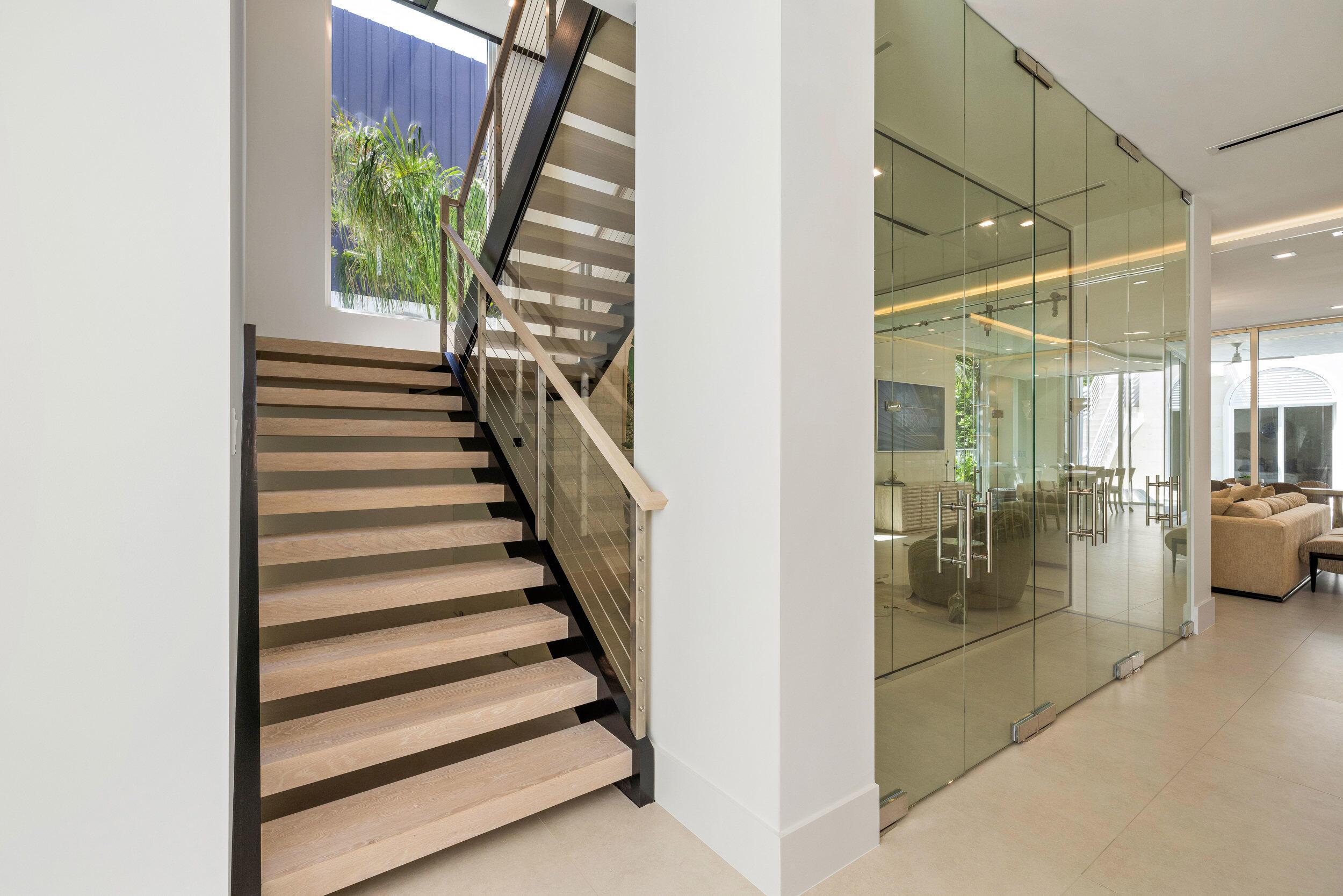 812 Palm Trail, Delray Beach, FL 33483, Delray Beach - Photo 4