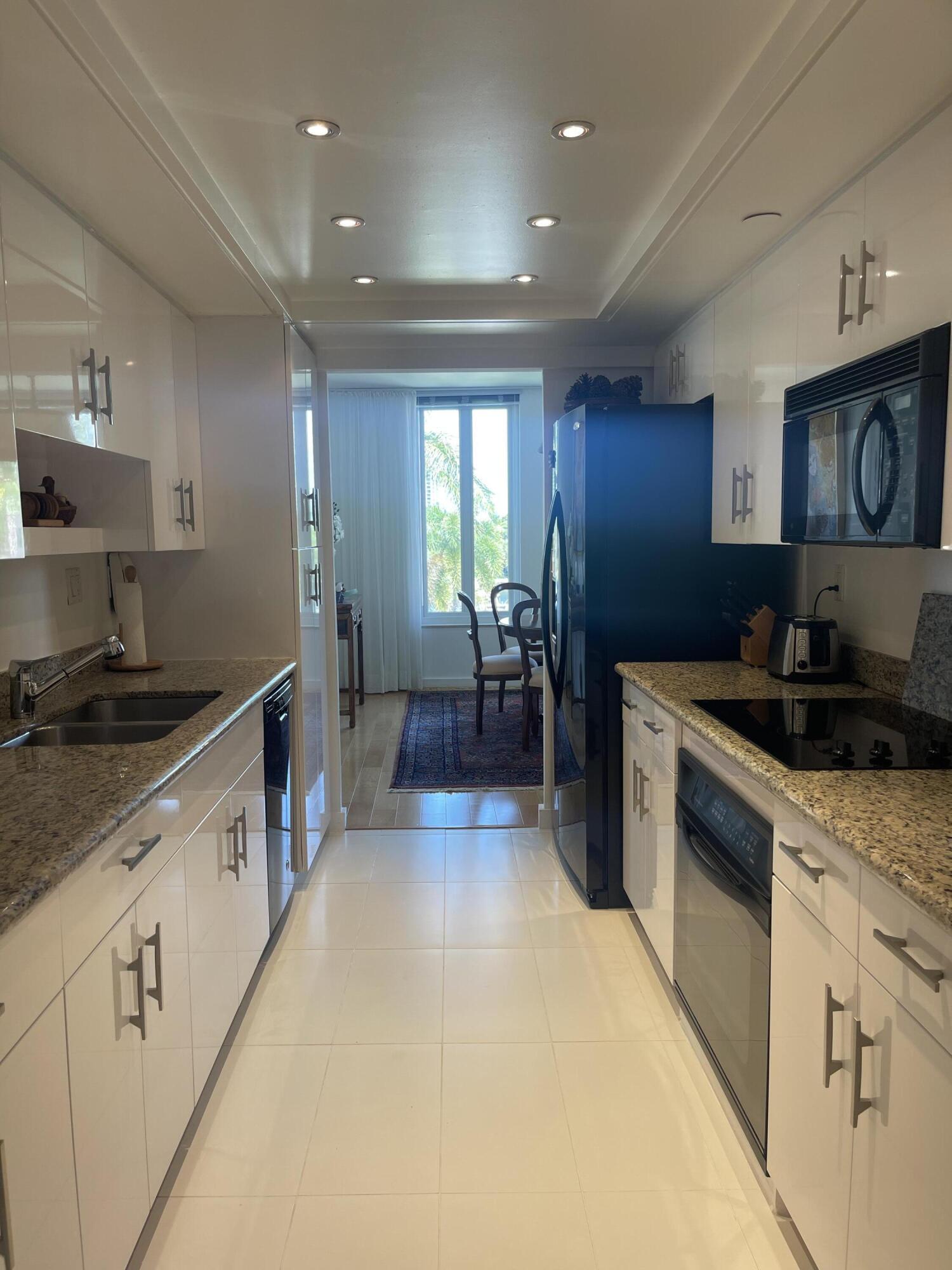 140 SE 5th Avenue 439, Boca Raton, FL 33432, Boca Raton - Photo 4