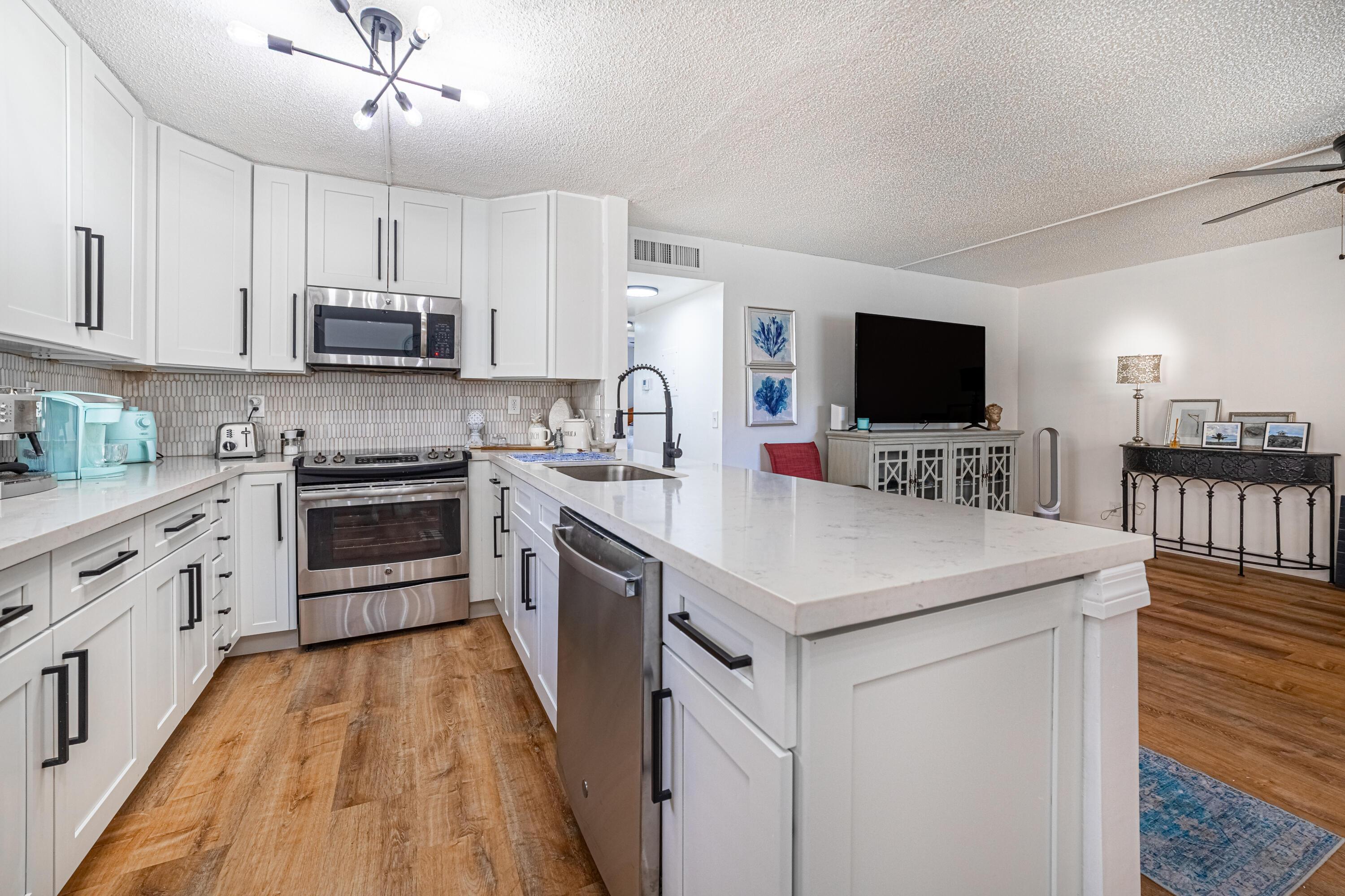 52 Burgundy B, Delray Beach, FL 33484, Delray Beach - Photo 4