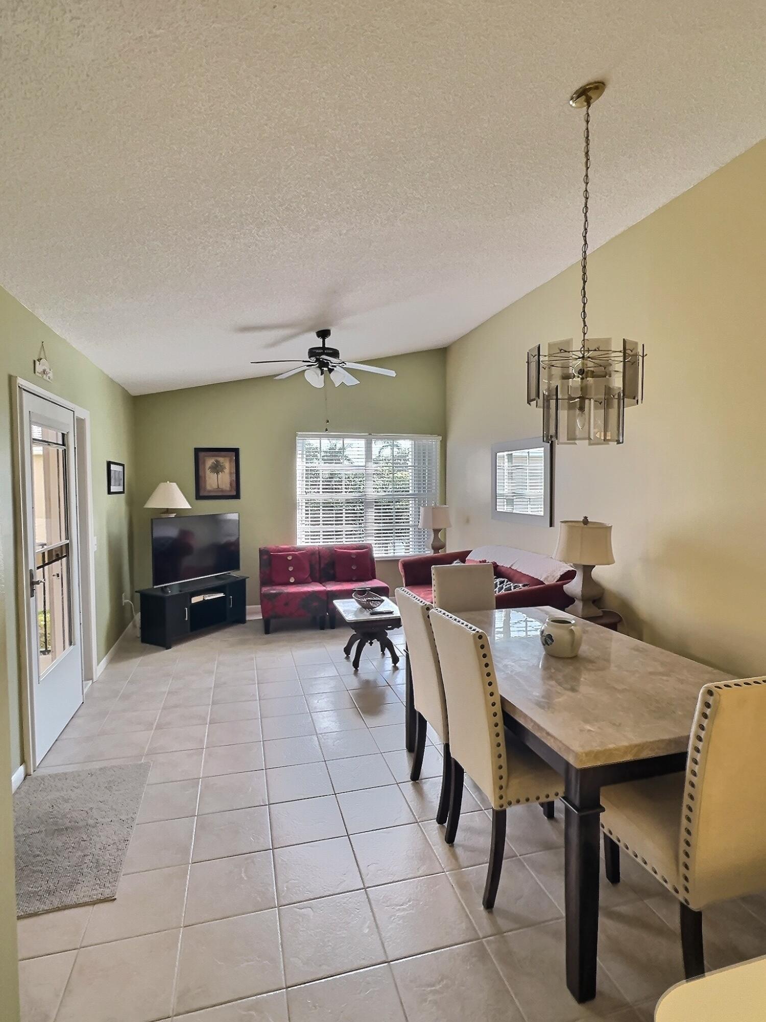 117 Waterside Drive 117, Hypoluxo, FL 33462, Hypoluxo - Photo 2