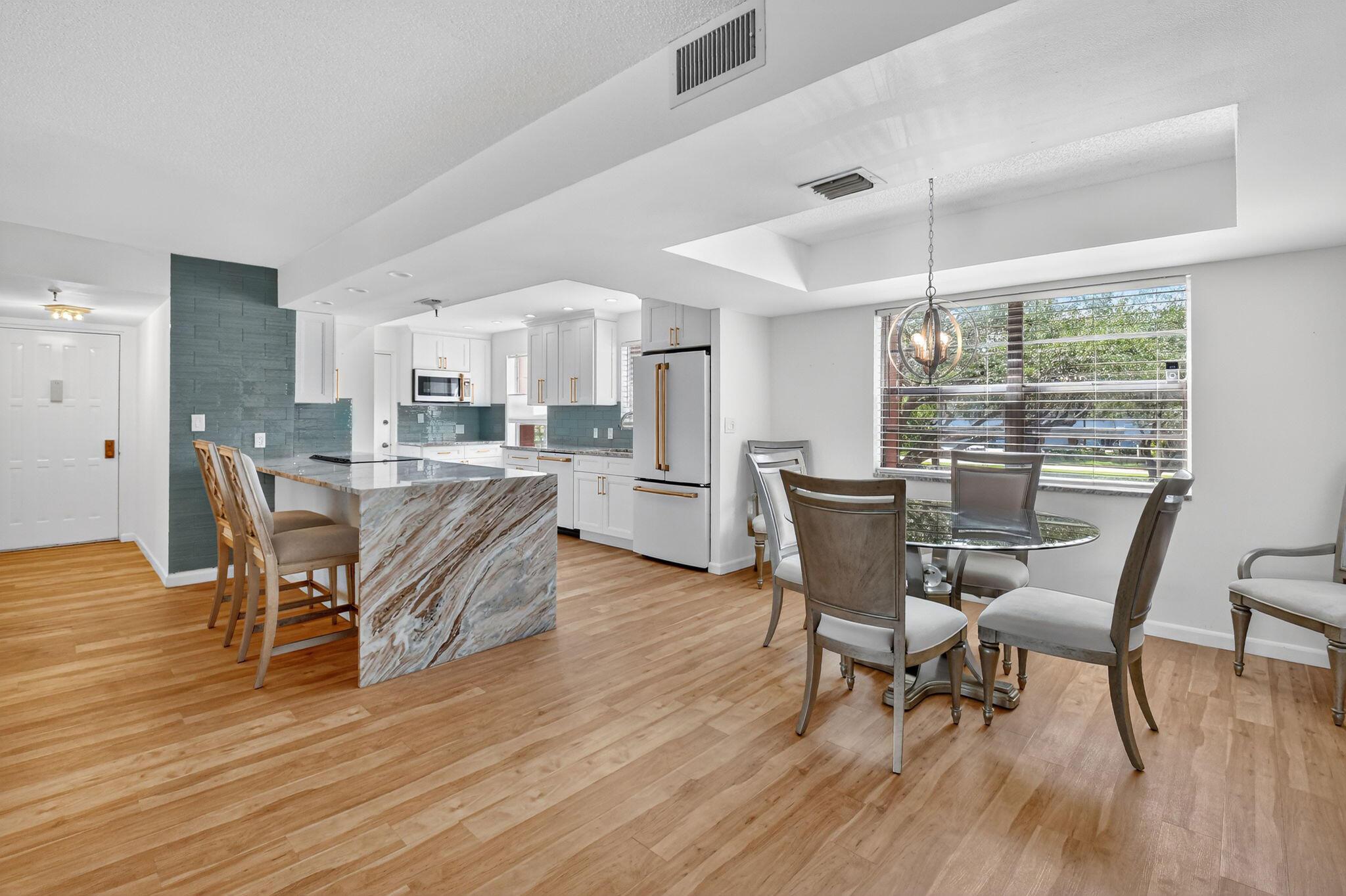 5340 NW 2nd Avenue 220, Boca Raton, FL 33487, Boca Raton - Photo 2