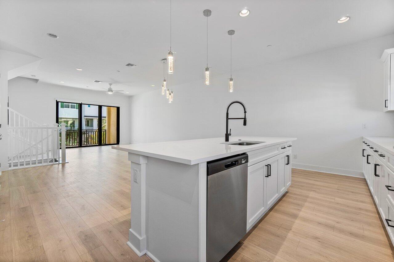 5333 Sagan Lane, Palm Beach Gardens, FL 33418, Palm Beach Gardens - Photo 4