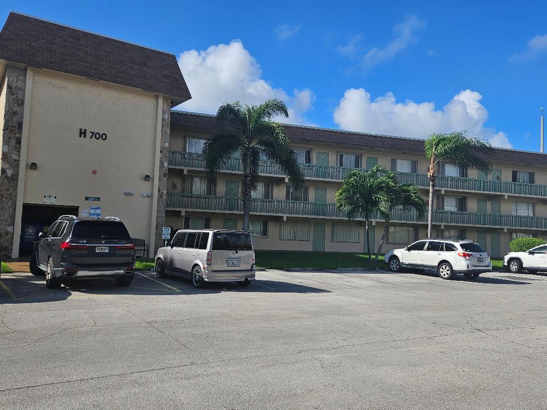 700 Village Green Court 316, Palm Springs, FL 33461, Palm Springs