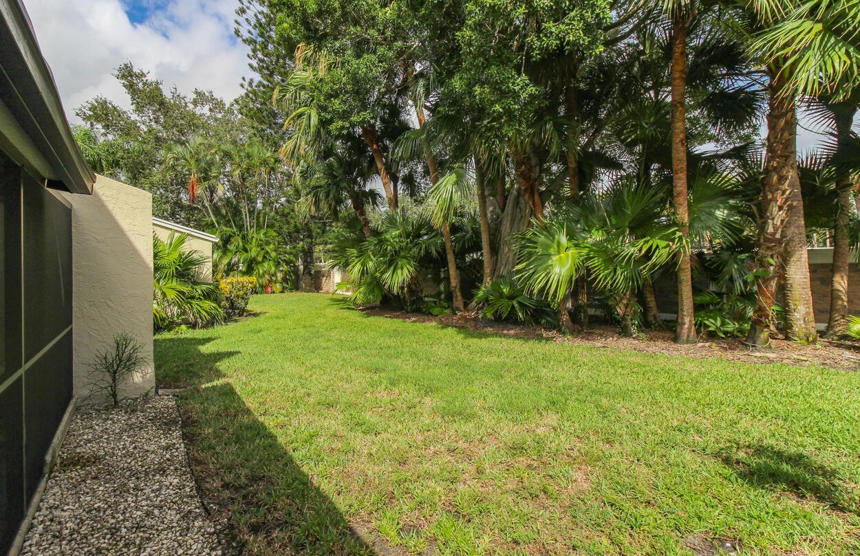 1679 SW Crossing Circle, Palm City, FL 34990, Palm City - Photo 3
