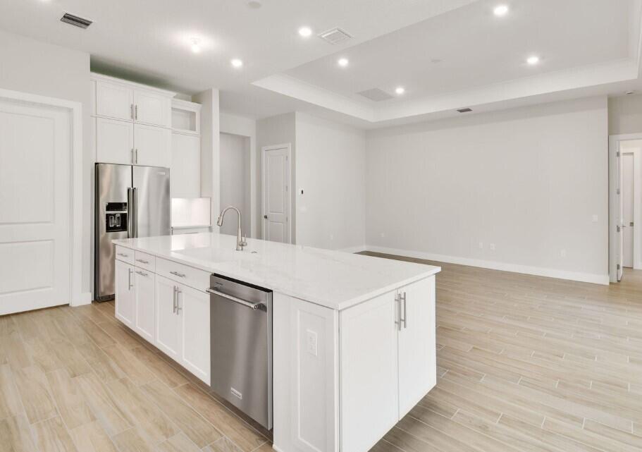 9309 Cape Honey Bee Lane Prestige 38, Lake Worth, FL 33467, Lake Worth - Photo 5