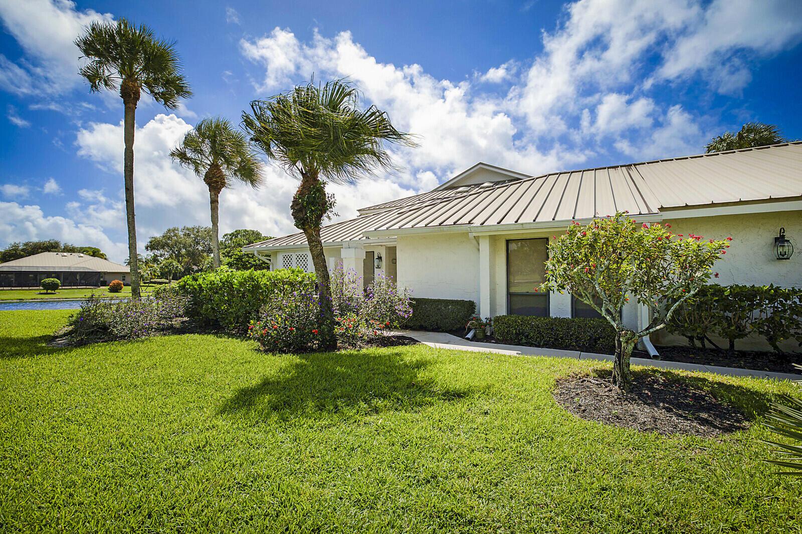 5611 SE Foxcross Place 5611, Stuart, FL 34997, Stuart - Photo 2