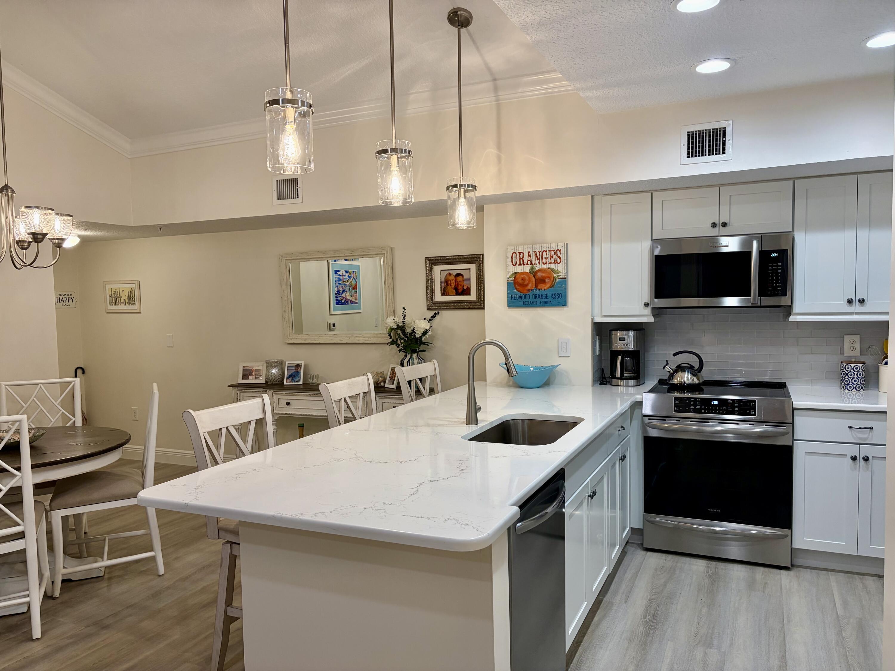 242 Village Boulevard 2304, Tequesta, FL 33469, Tequesta - Photo 3