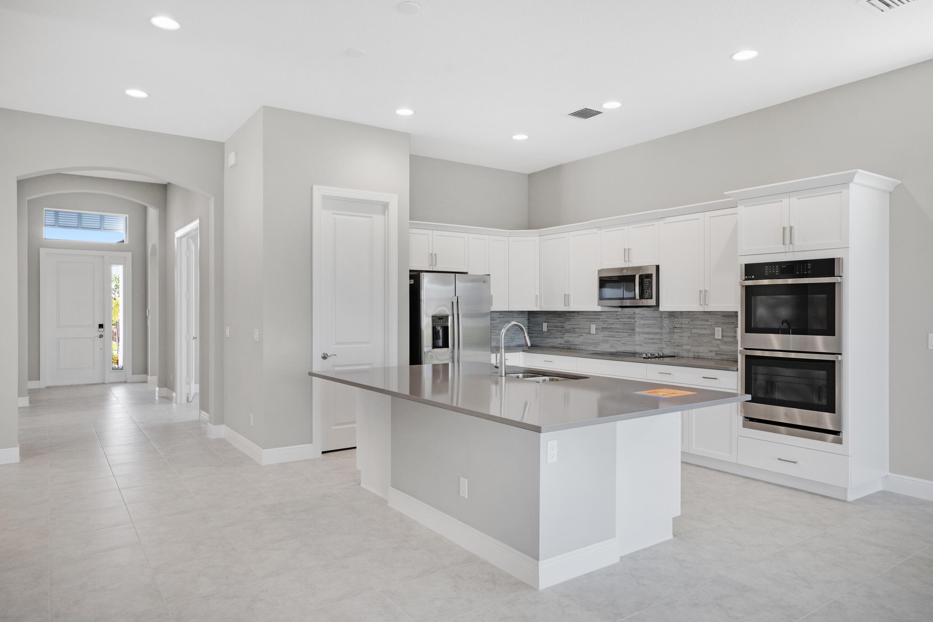 12446 SW Sunrise Lake Terrace, Port St. Lucie, FL 34987, Port St. Lucie - Photo 2