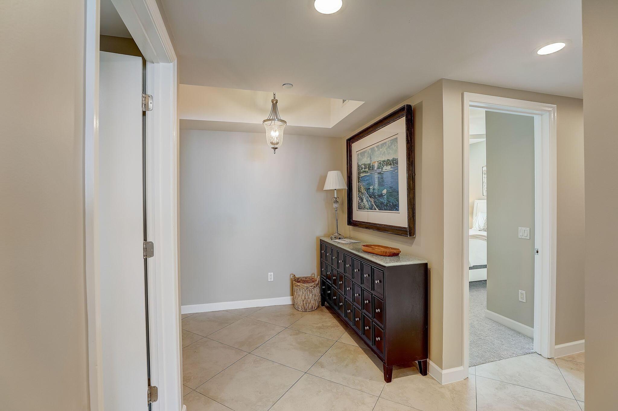 2650 Lake Shore Drive 804, Riviera Beach, FL 33404, Riviera Beach - Photo 3