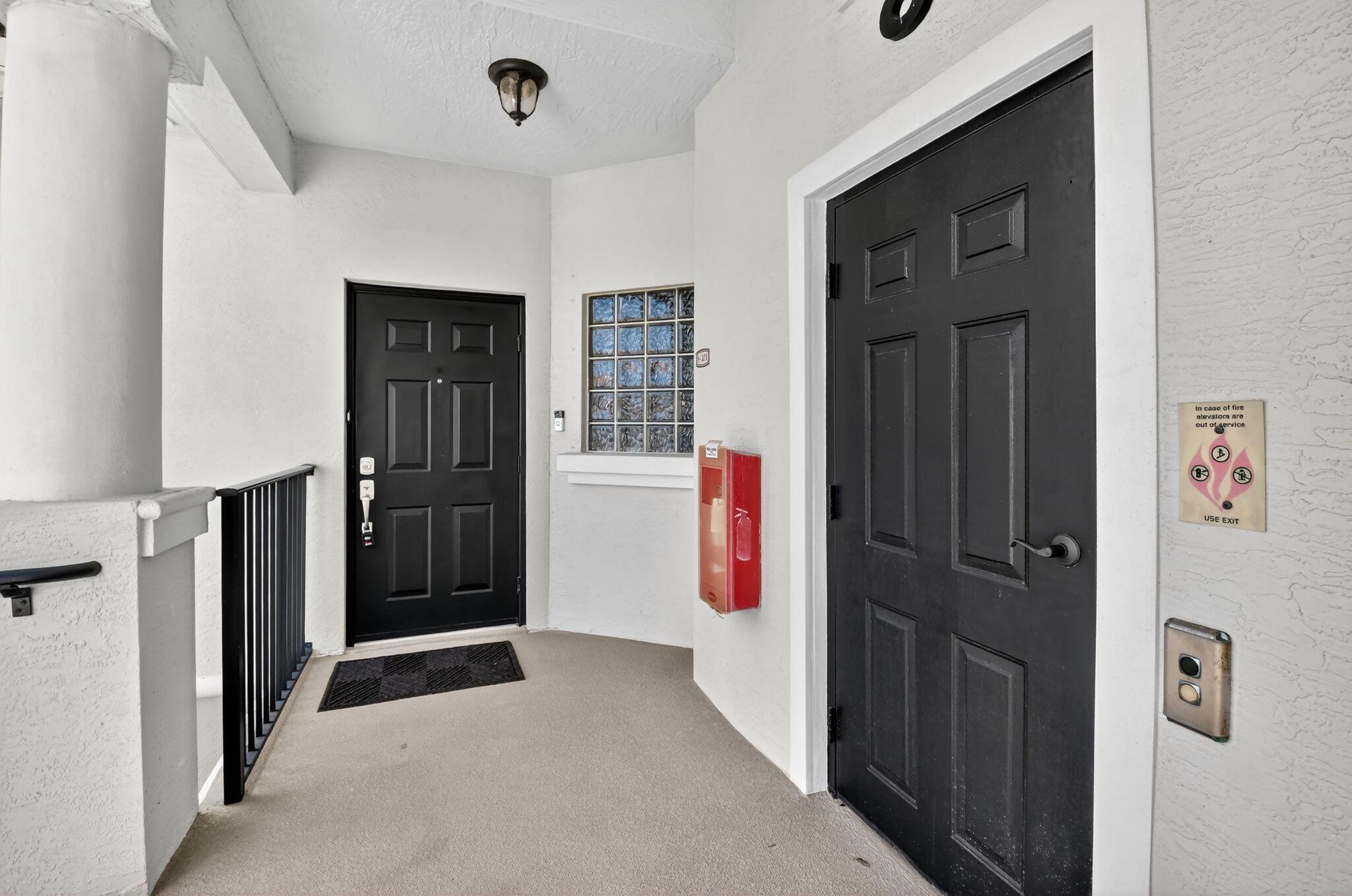 23269 Carolwood Lane 201, Boca Raton, FL 33428, Boca Raton - Photo 3