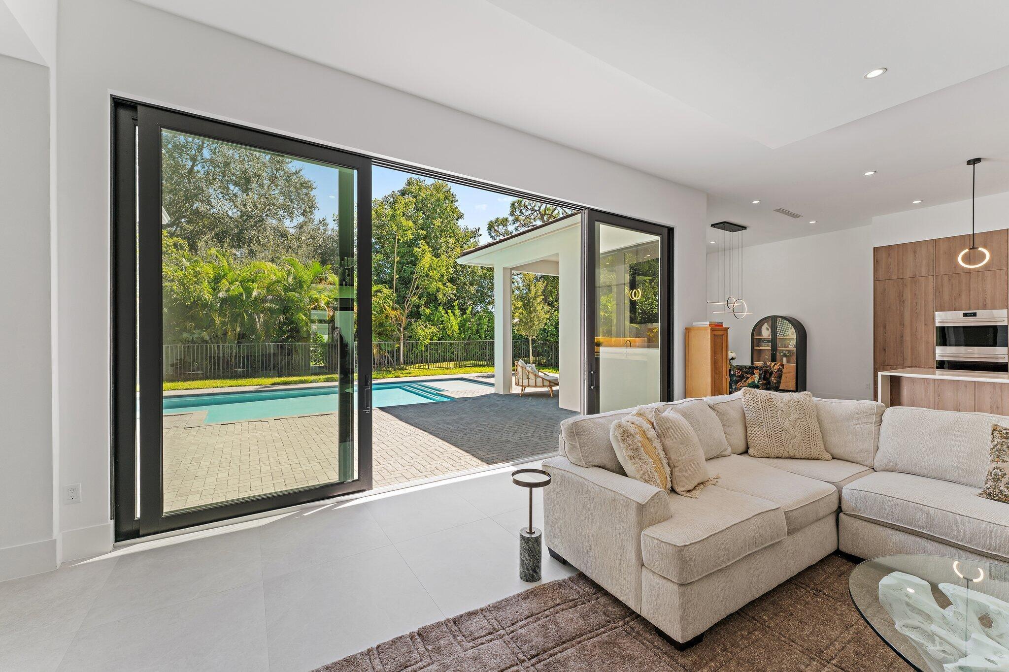 18488 Symphony Court, Jupiter, FL 33458, Jupiter - Photo 5