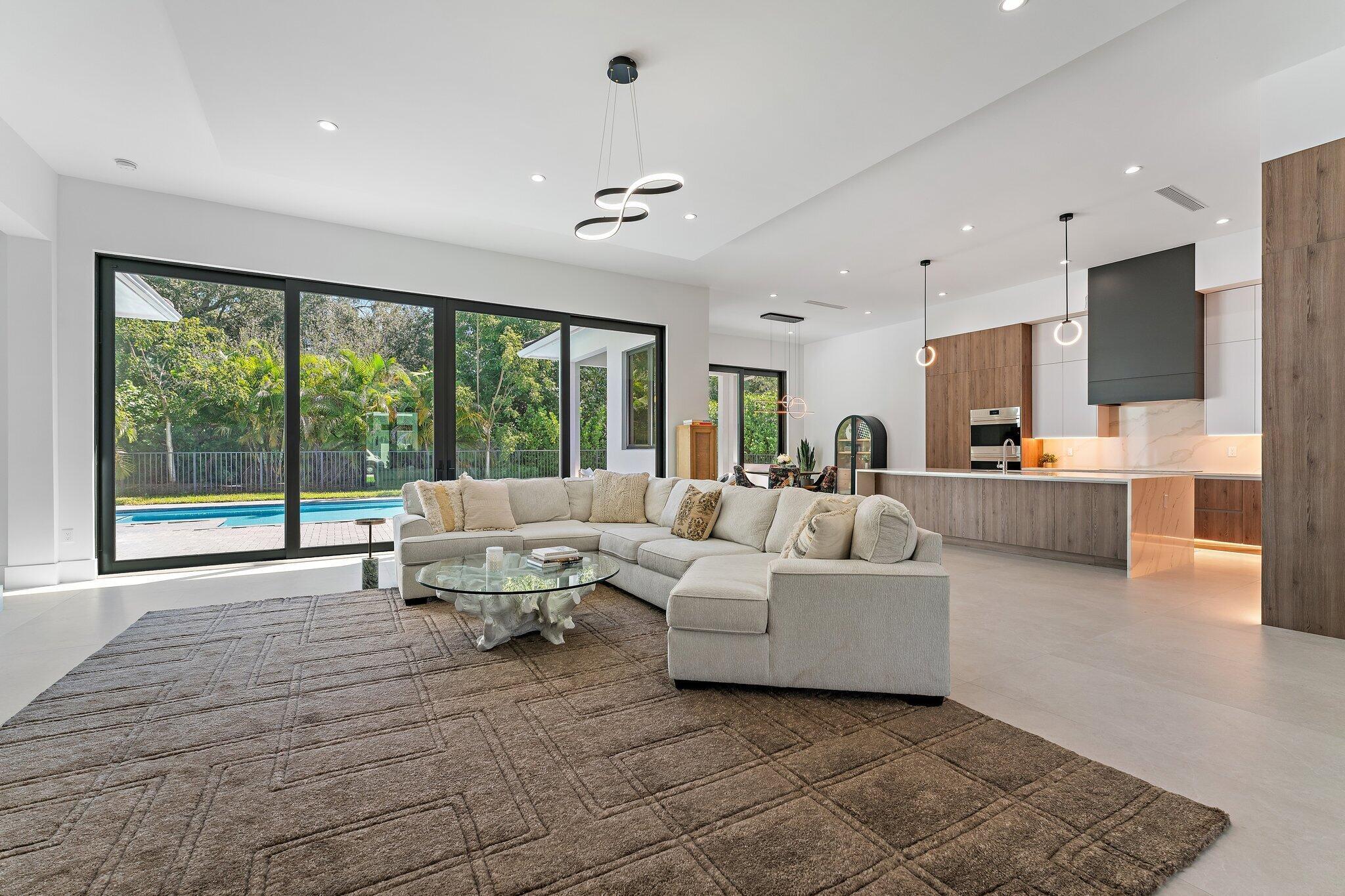 18488 Symphony Court, Jupiter, FL 33458, Jupiter - Photo 3