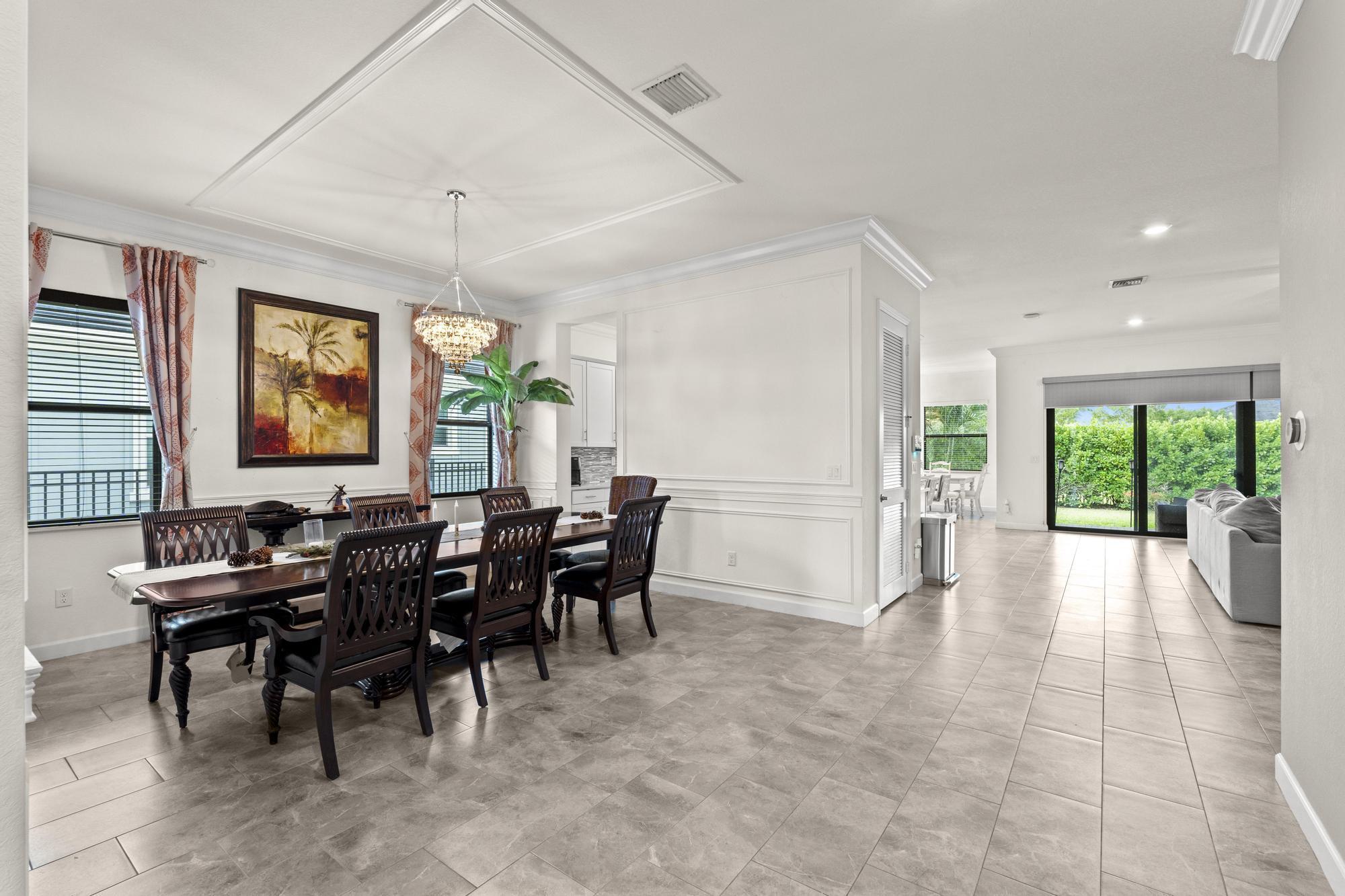 1025 Sterling Pine Place Place, Loxahatchee, FL 33470, Loxahatchee - Photo 4