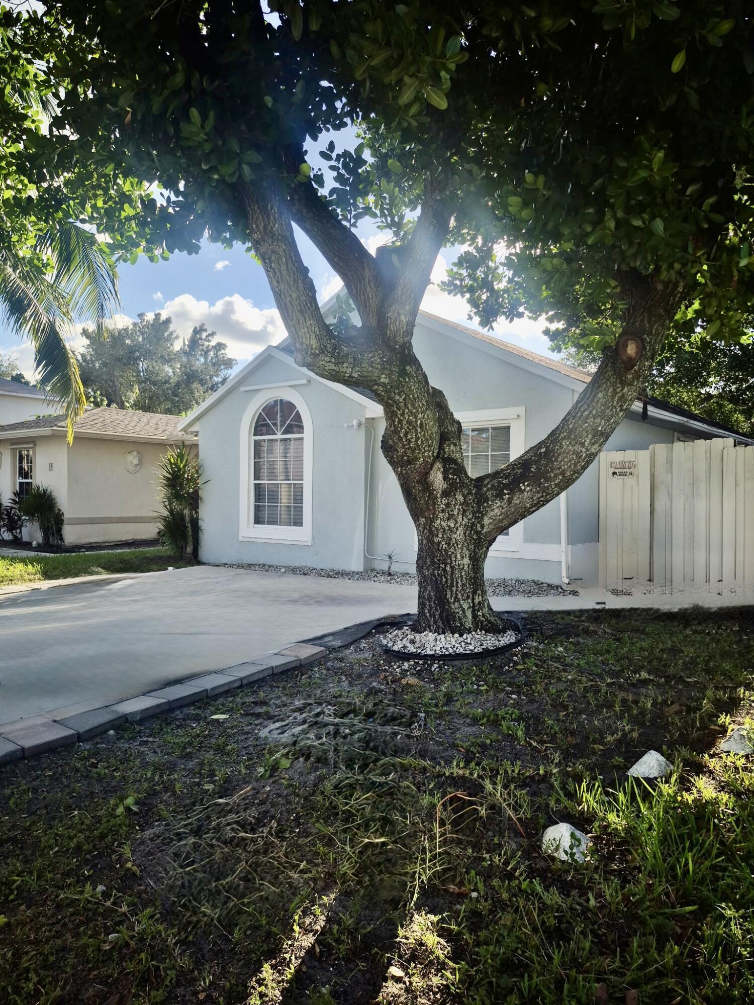 33 Plumage Lane, West Palm Beach, FL 33415, West Palm Beach - Photo 2