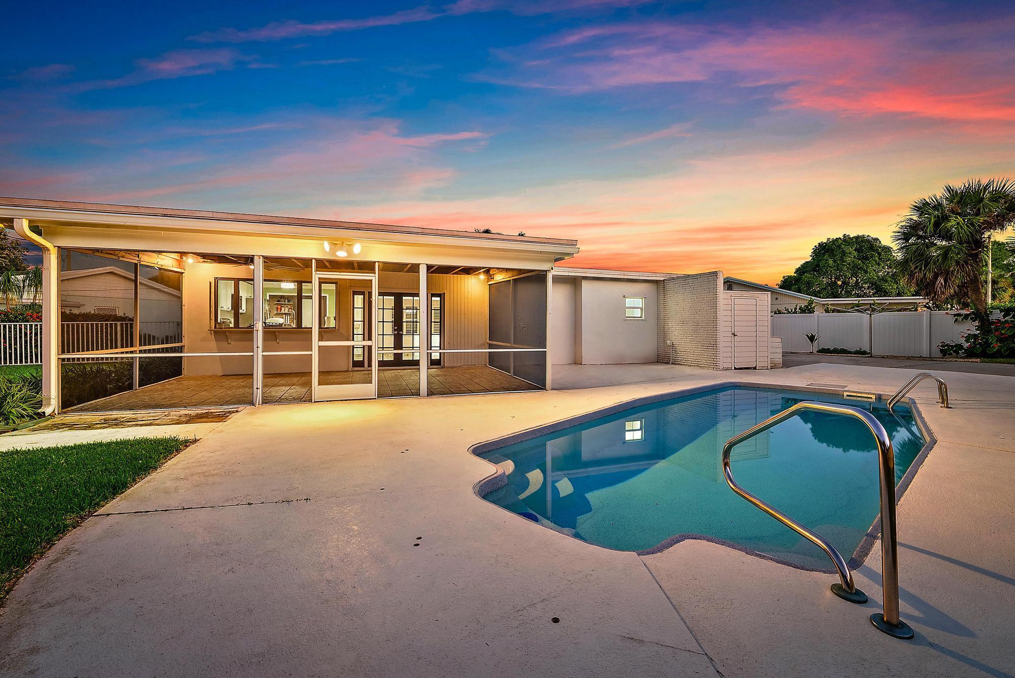 77 Holly Circle, Tequesta, FL 33469, Tequesta - Photo 4