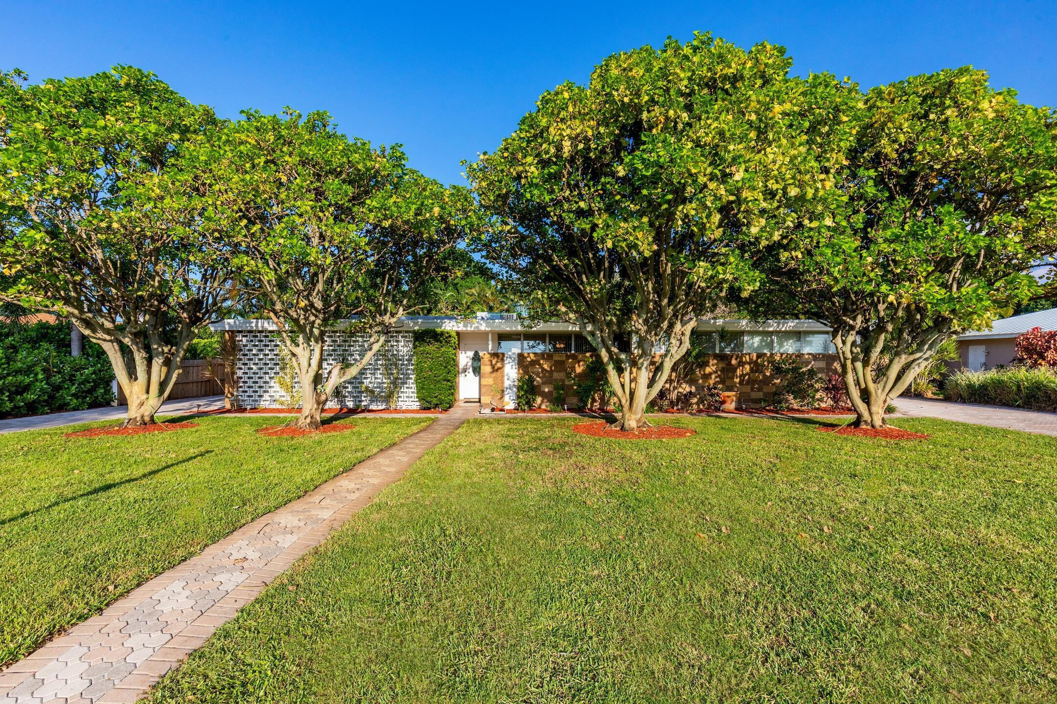 7306 Clarke Road, Lake Clarke Shores, FL 33406, Lake Clarke Shores - Photo 2
