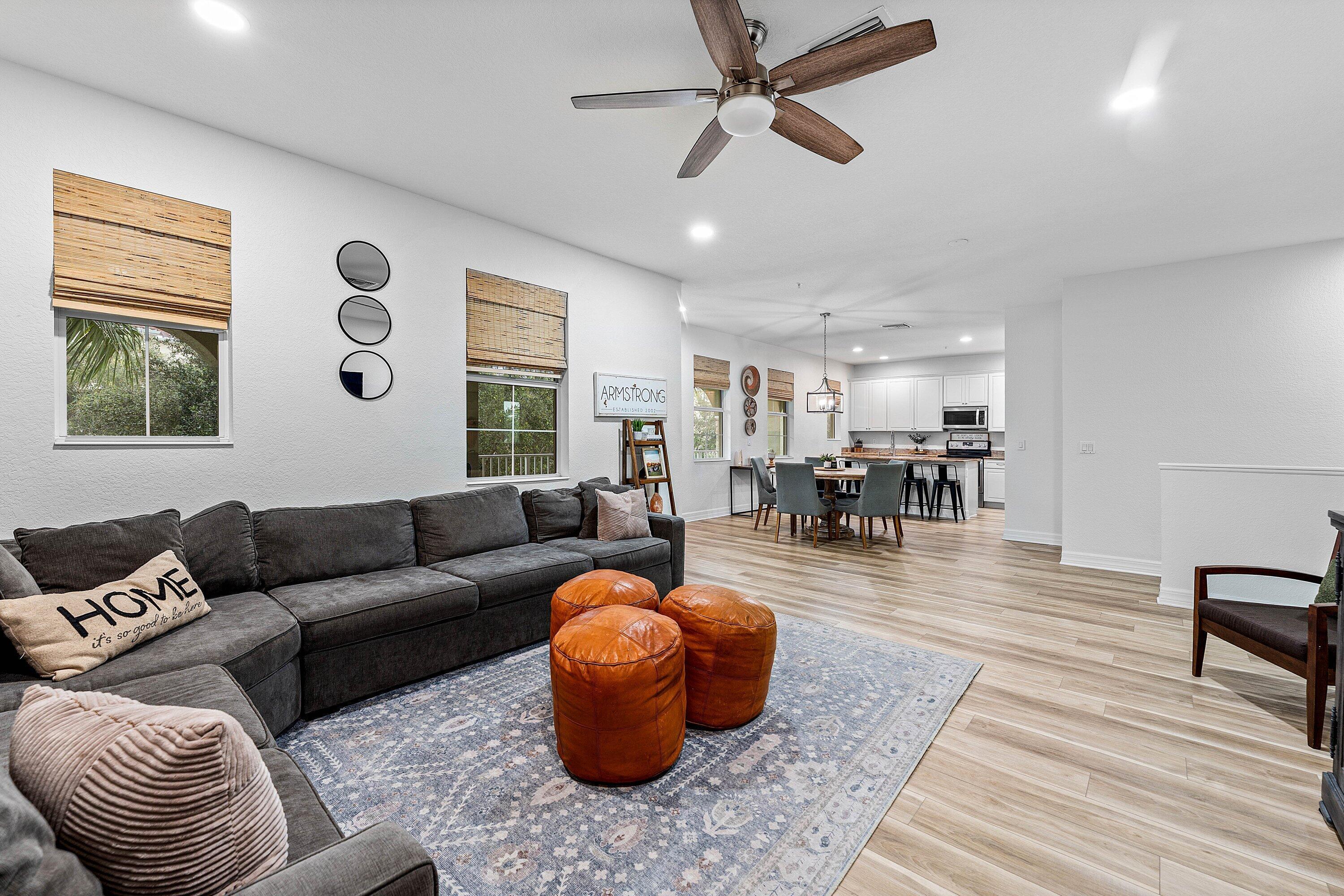 1056 Community Drive, Jupiter, FL 33458, Jupiter - Photo 2