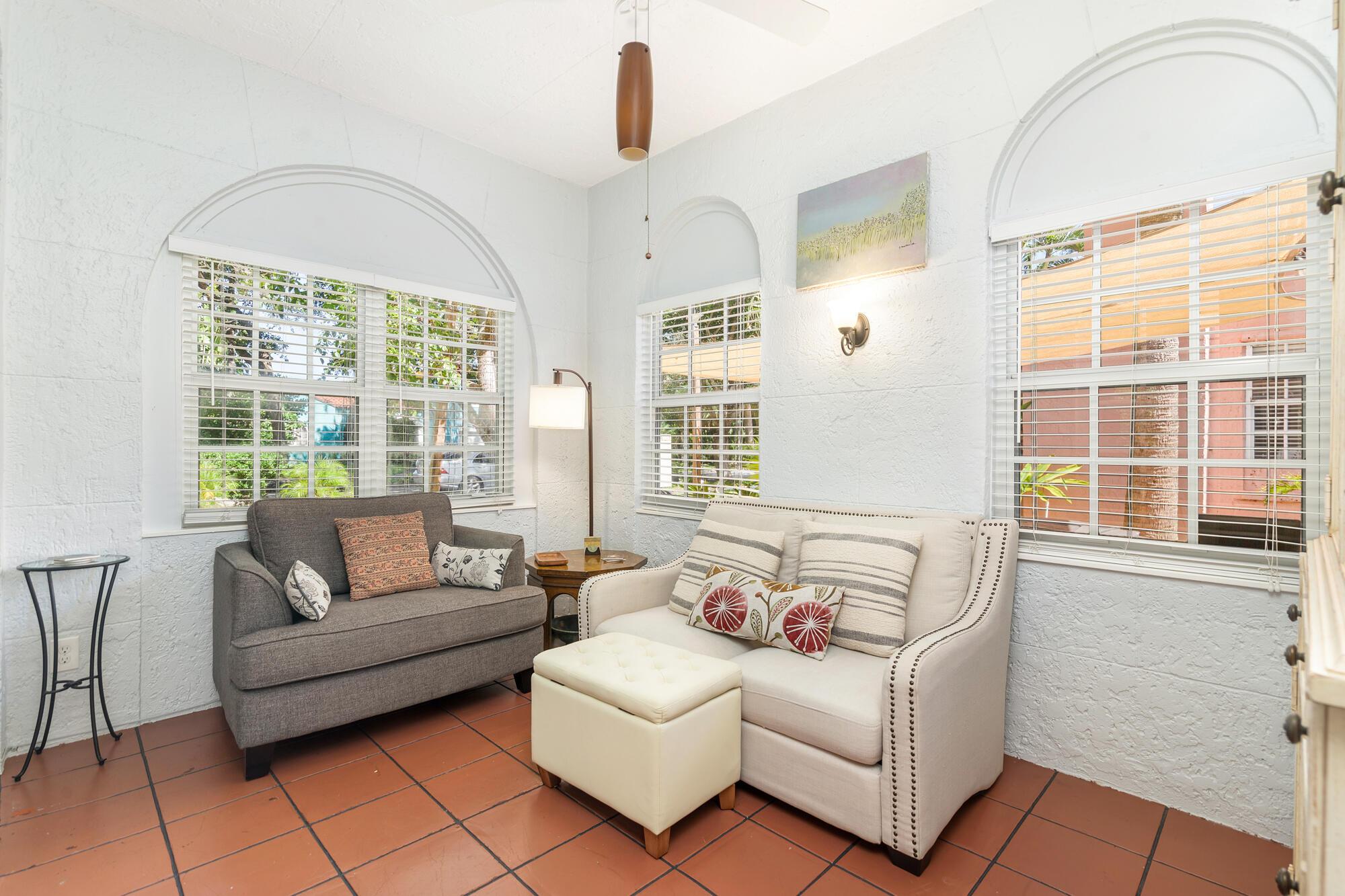 714 Sunset Road, West Palm Beach, FL 33401, West Palm Beach - Photo 3