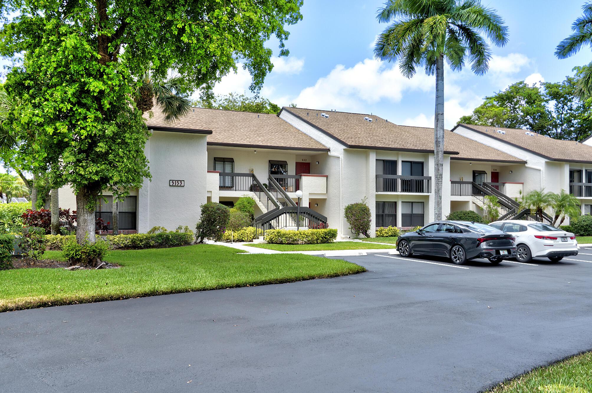 5153 Oak Hill Lane 512, Delray Beach, FL 33484, Delray Beach - Photo 3