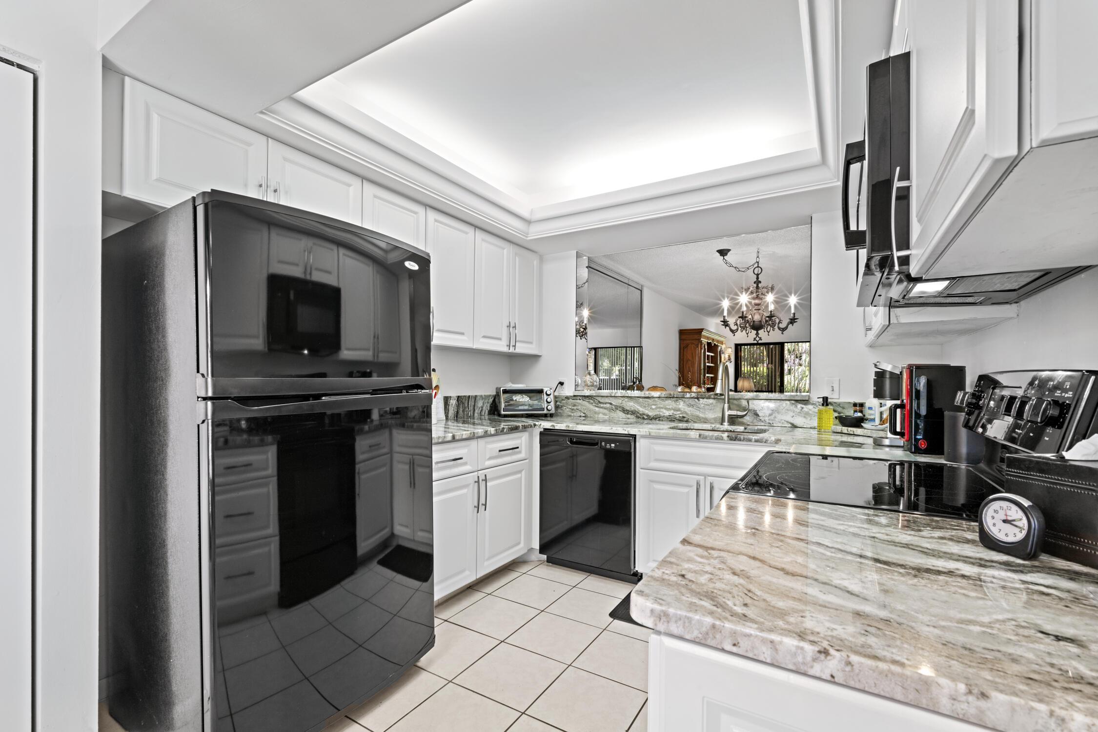 5153 Oak Hill Lane 512, Delray Beach, FL 33484, Delray Beach - Photo 4