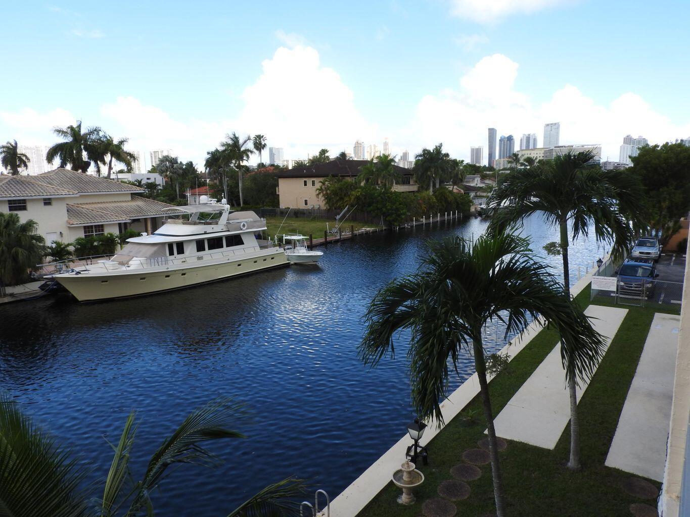 2935 NE 163rd Street 3m, North Miami Beach, FL 33160, North Miami Beach