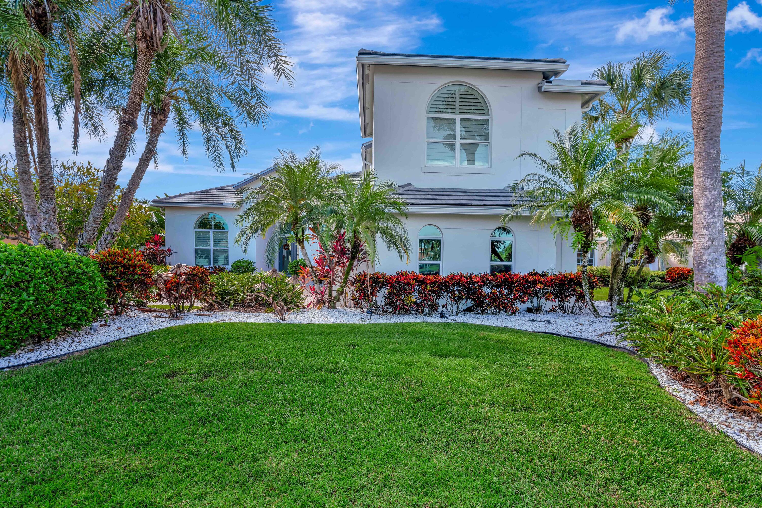 3225 SE Braemar Way, Port St. Lucie, FL 34952, Port St. Lucie - Photo 2