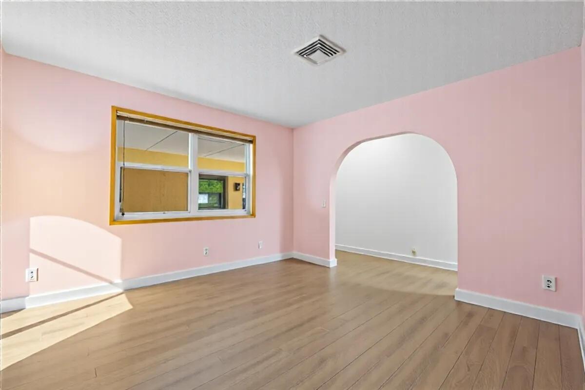 1409 Richard Lane, Lake Worth Beach, FL 33460, Lake Worth Beach - Photo 5