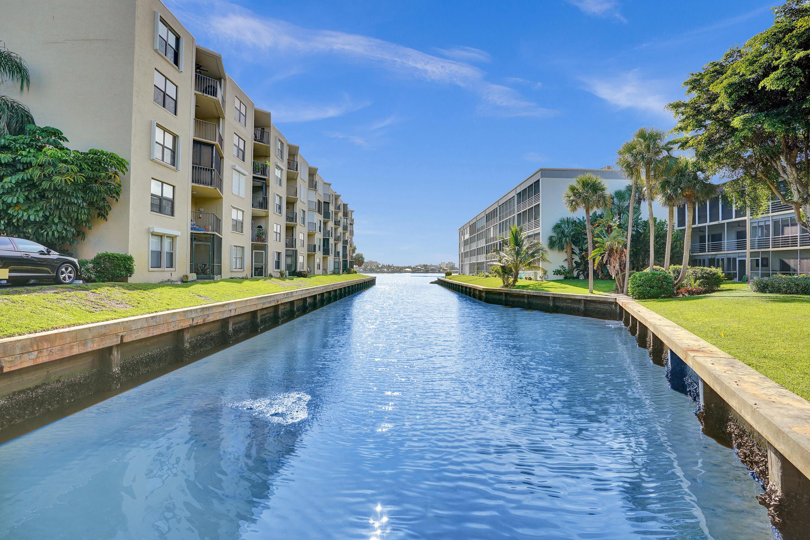 890 N Federal Highway 410, Lantana, FL 33462, Lantana