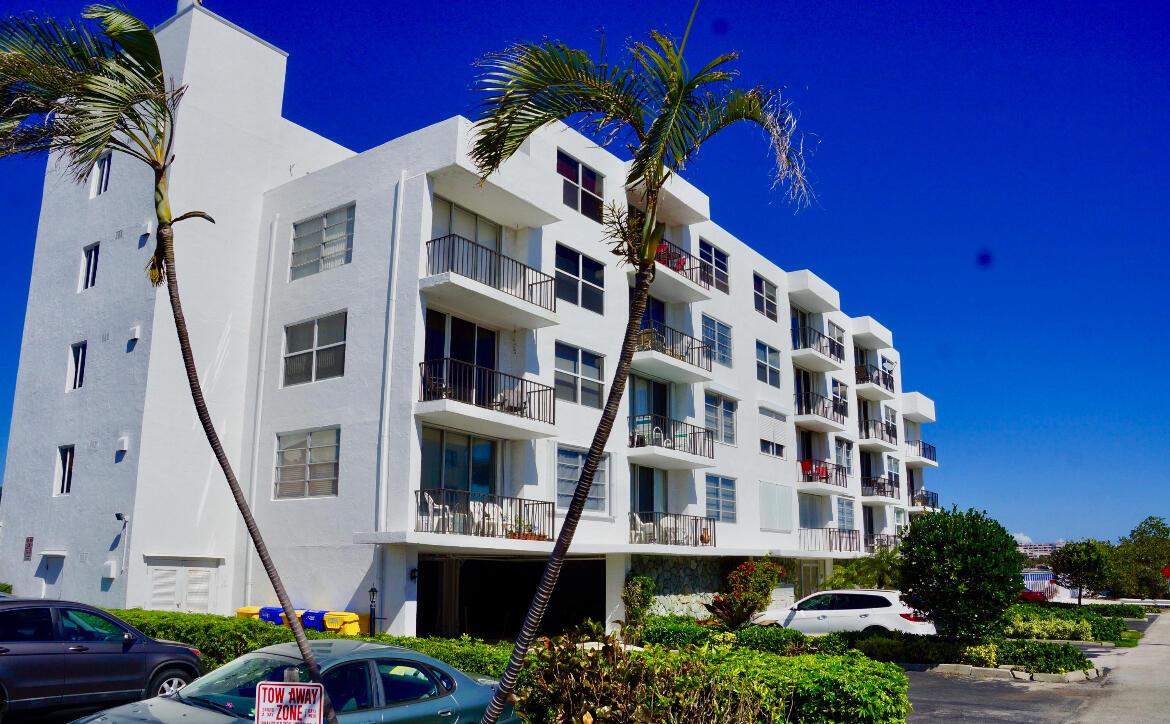 301 Croton Avenue 305, Lantana, FL 33462, Lantana - Photo 2