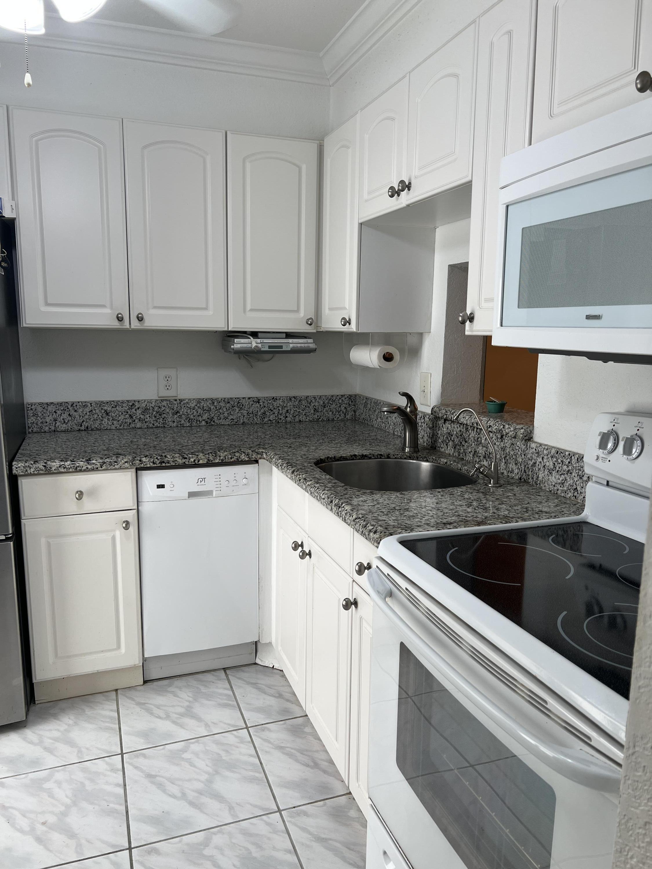 2161 NE 1st Court 102, Boynton Beach, FL 33435, Boynton Beach
