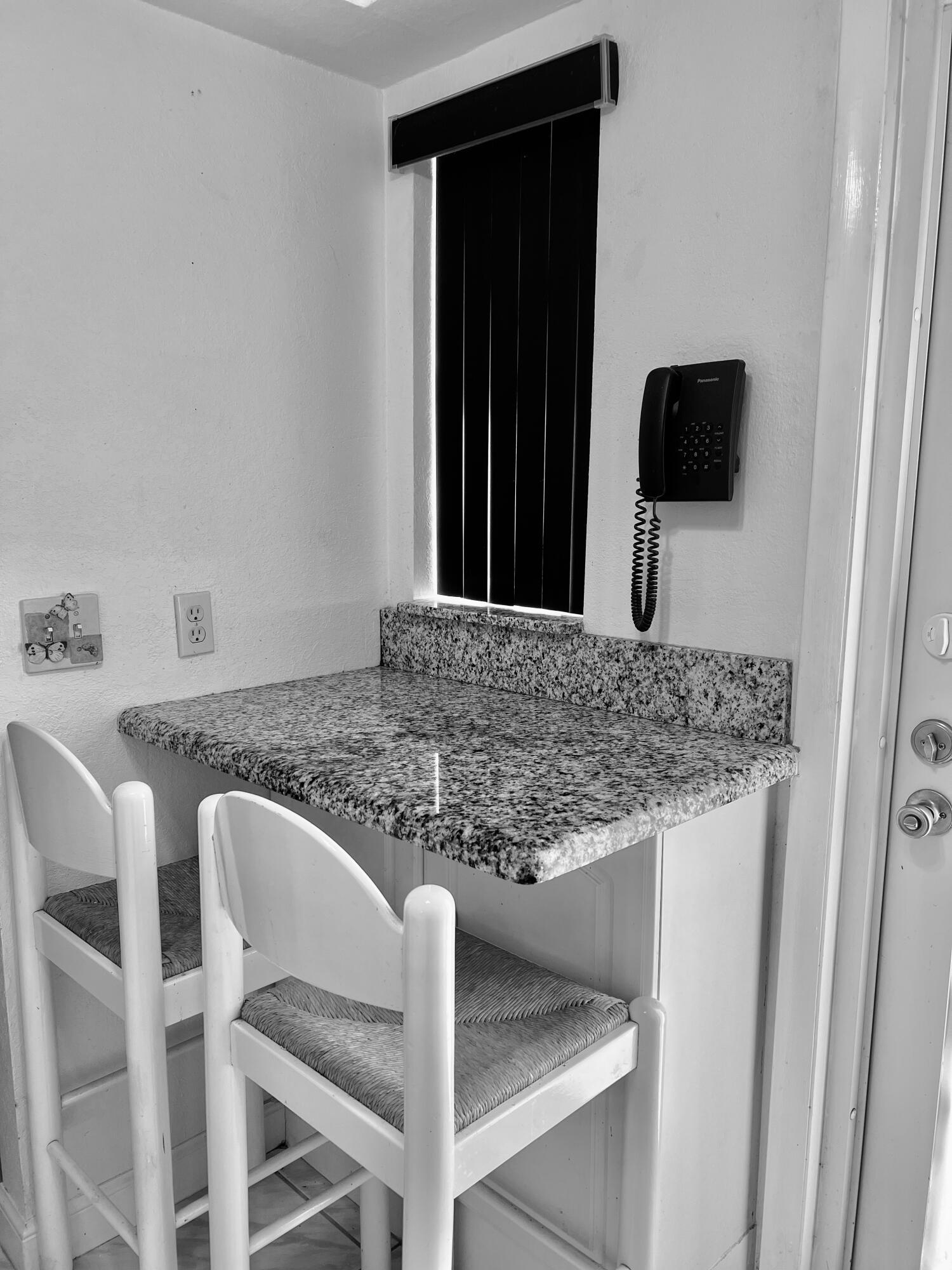 2161 NE 1st Court 102, Boynton Beach, FL 33435, Boynton Beach - Photo 2