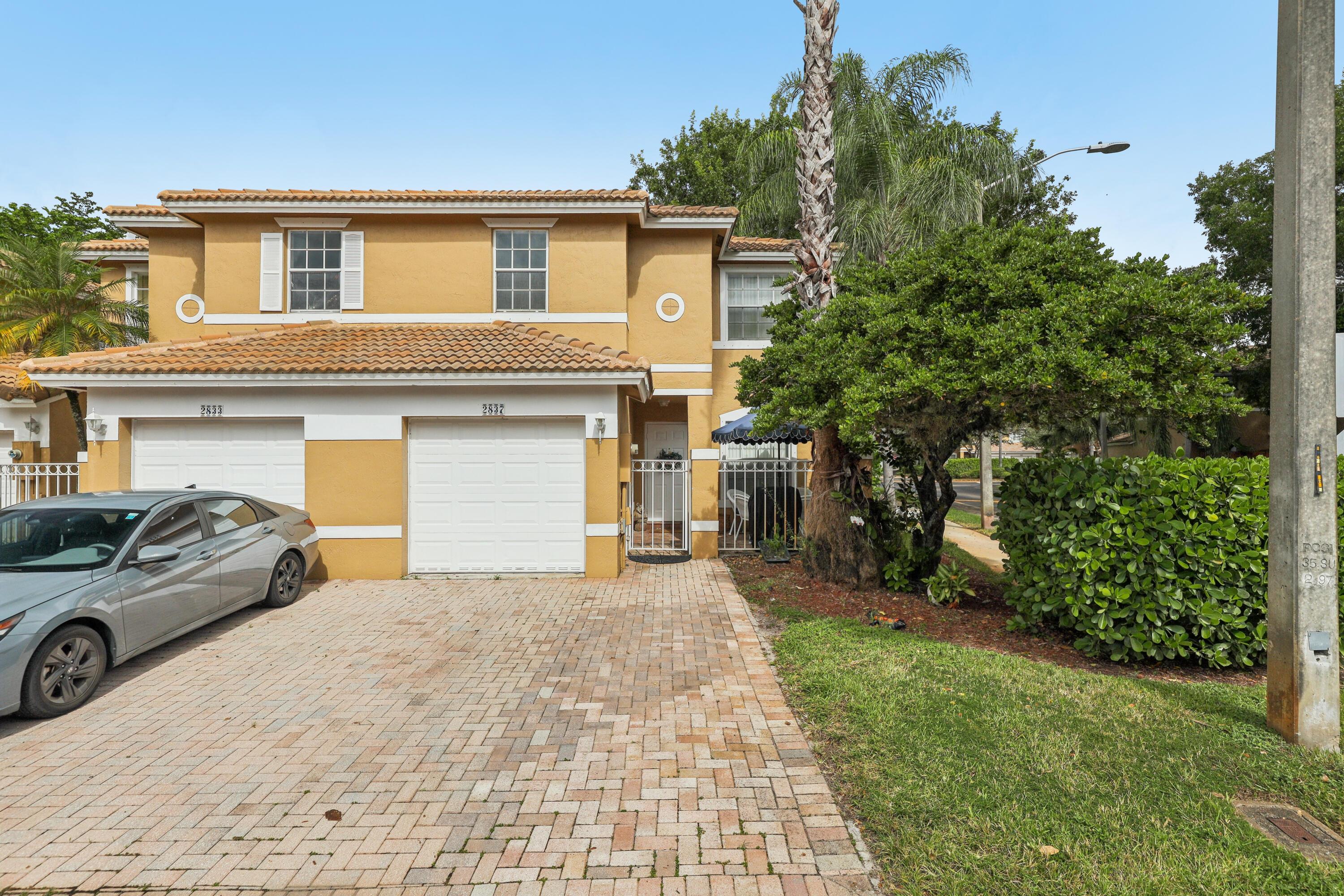 2837 NW 99th Terrace, Sunrise, FL 33322, Sunrise - Photo 2