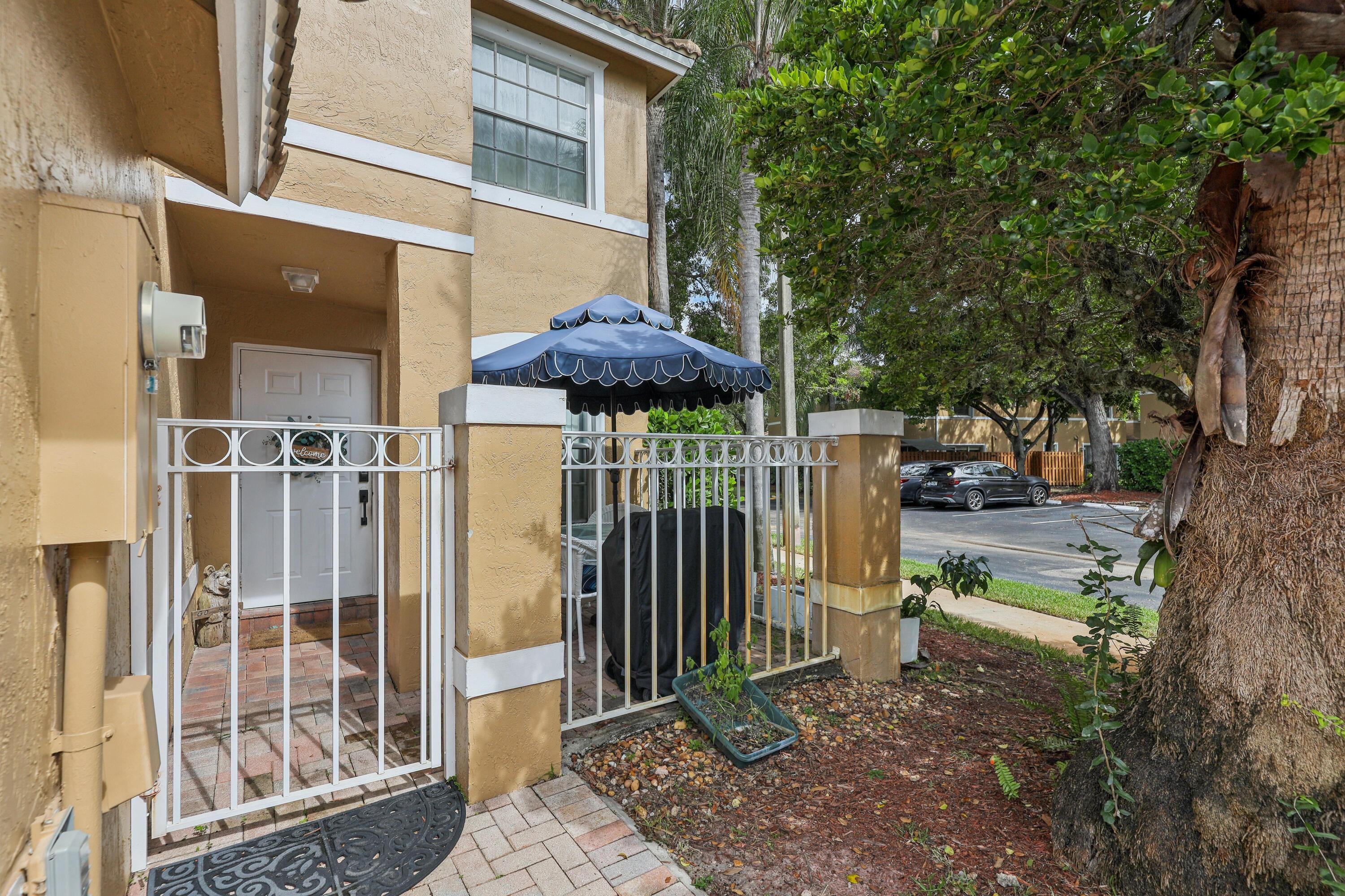 2837 NW 99th Terrace, Sunrise, FL 33322, Sunrise - Photo 4