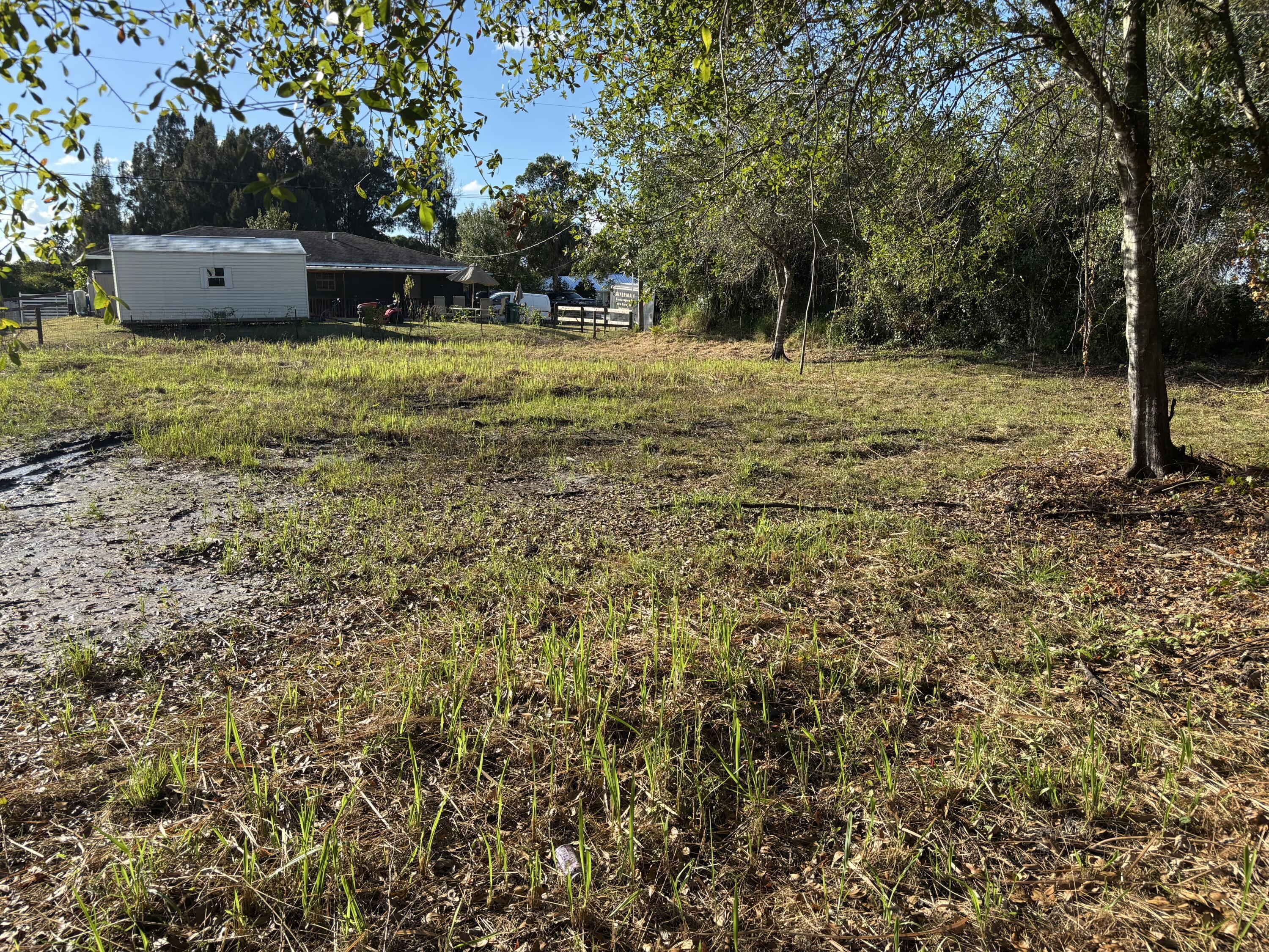 2897 NW 32nd Avenue, Okeechobee, FL 34972, Okeechobee - Photo 2