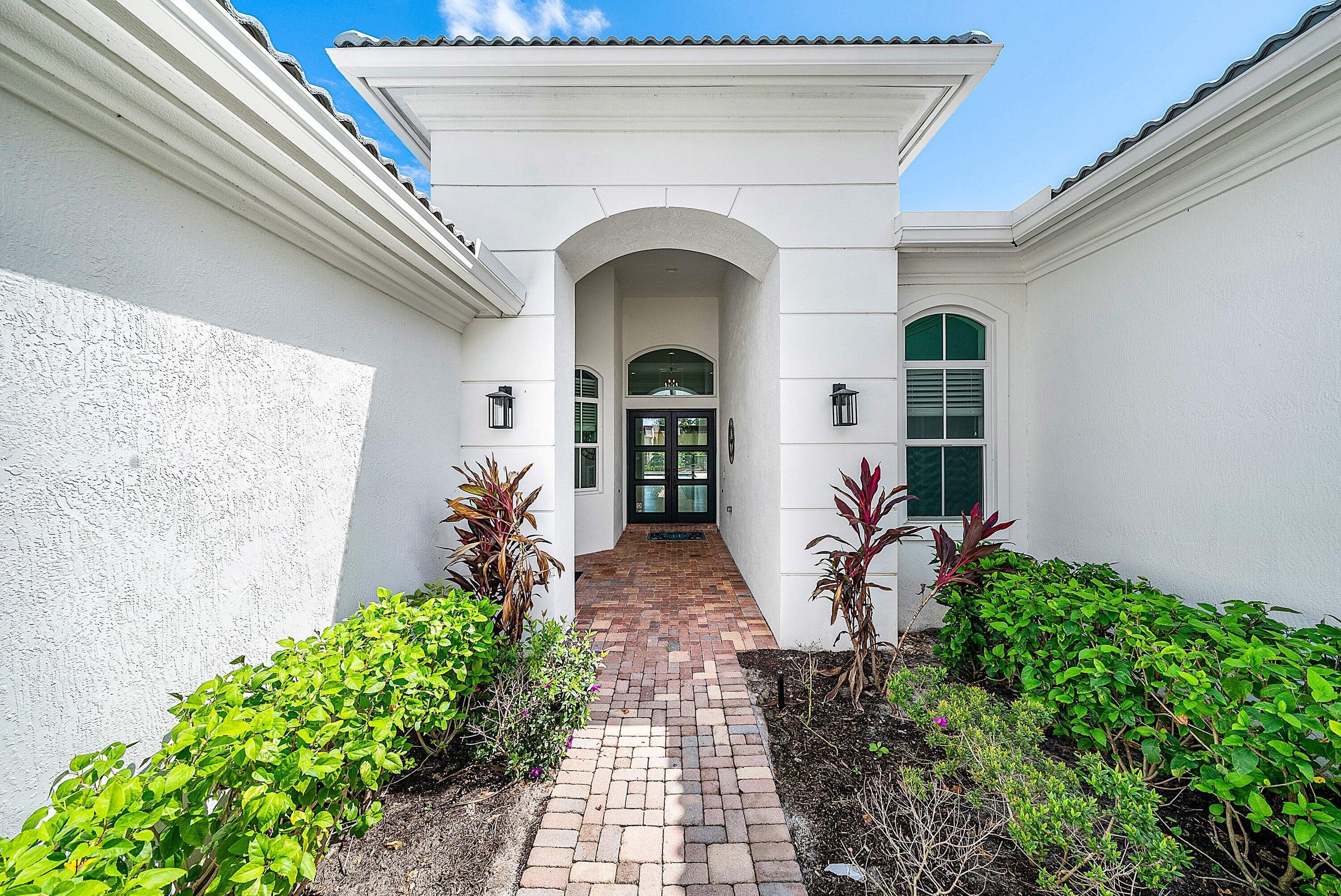 326 Charroux Drive, Palm Beach Gardens, FL 33410, Palm Beach Gardens - Photo 3