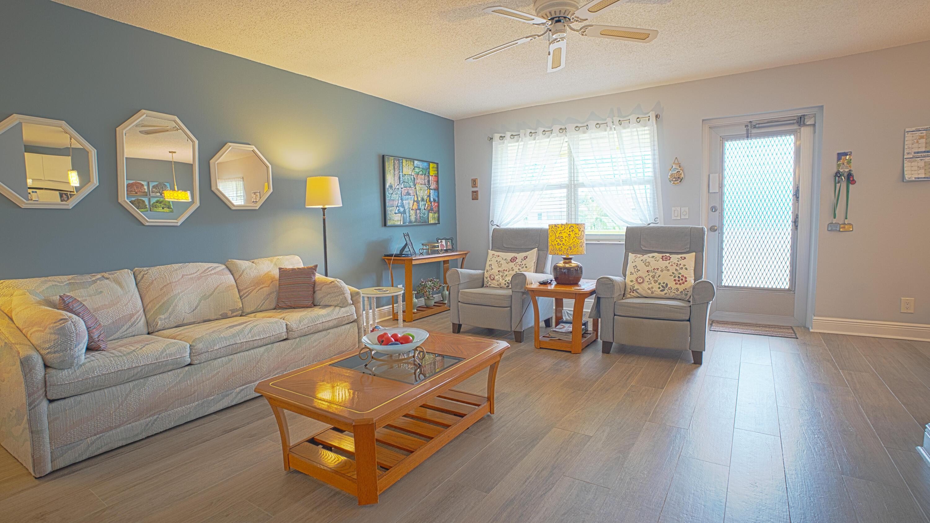 240 Windsor K, West Palm Beach, FL 33417, West Palm Beach - Photo 3